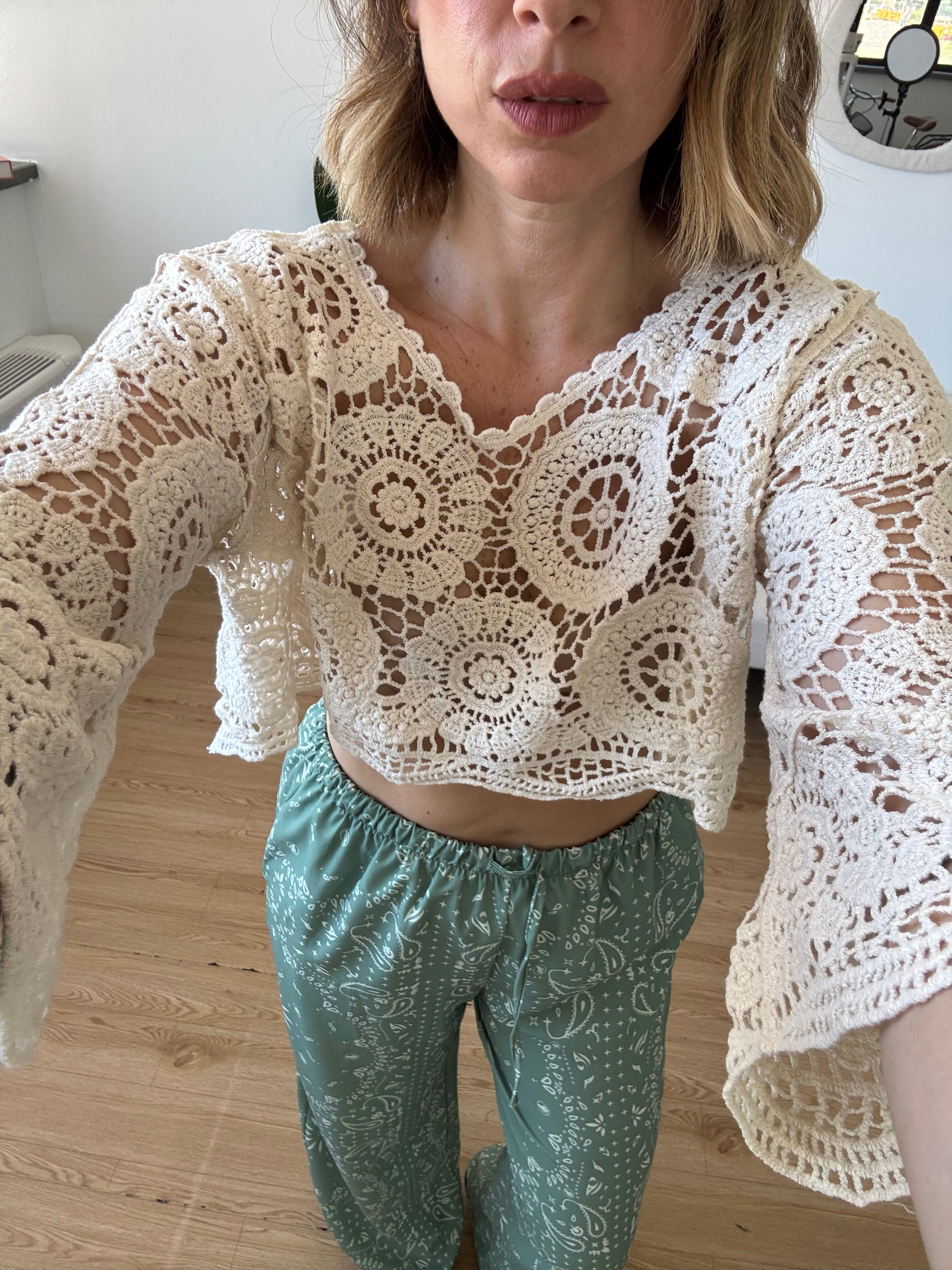Top crochet manica a campana