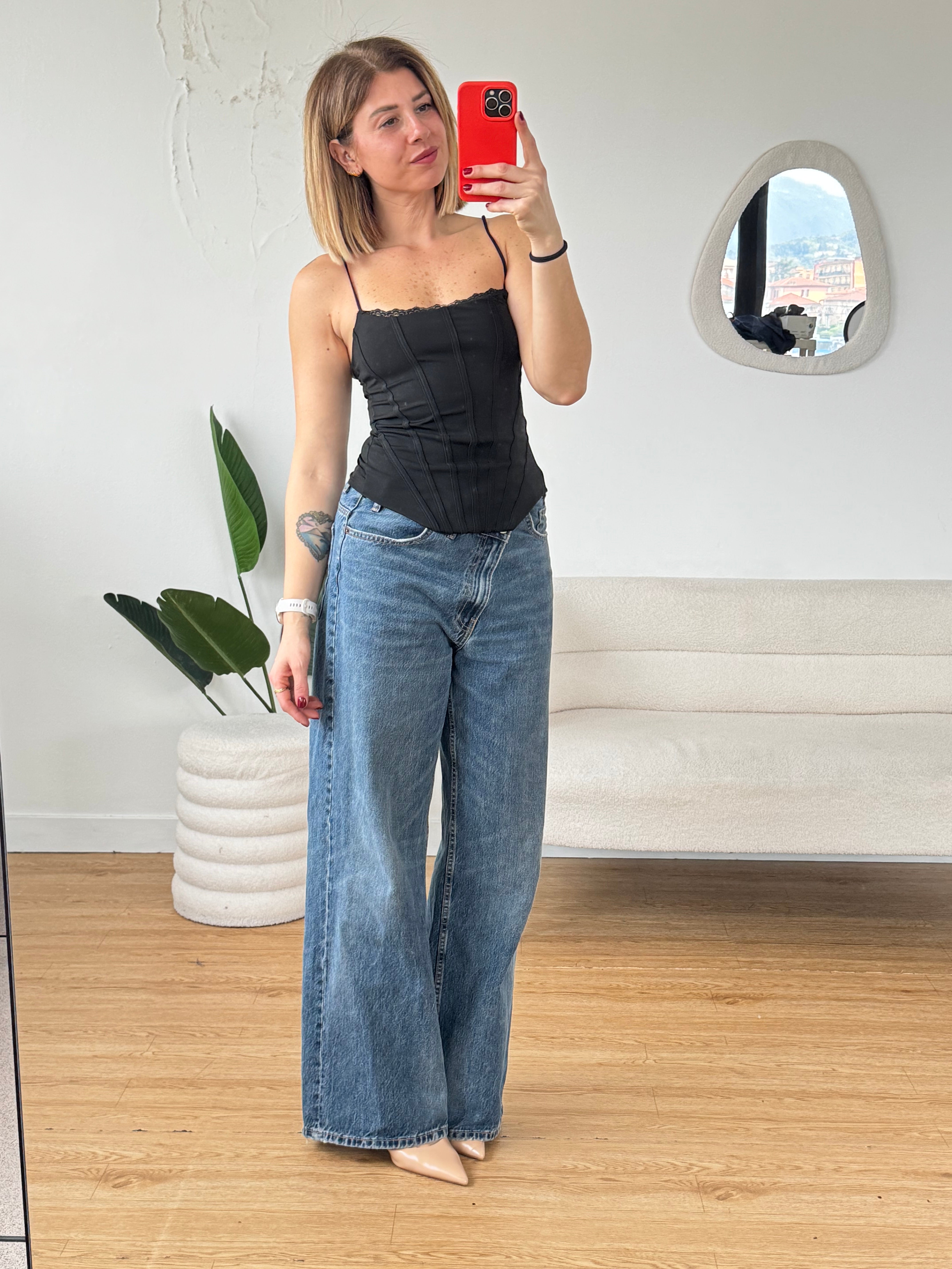 Top modello corpetto con merletto