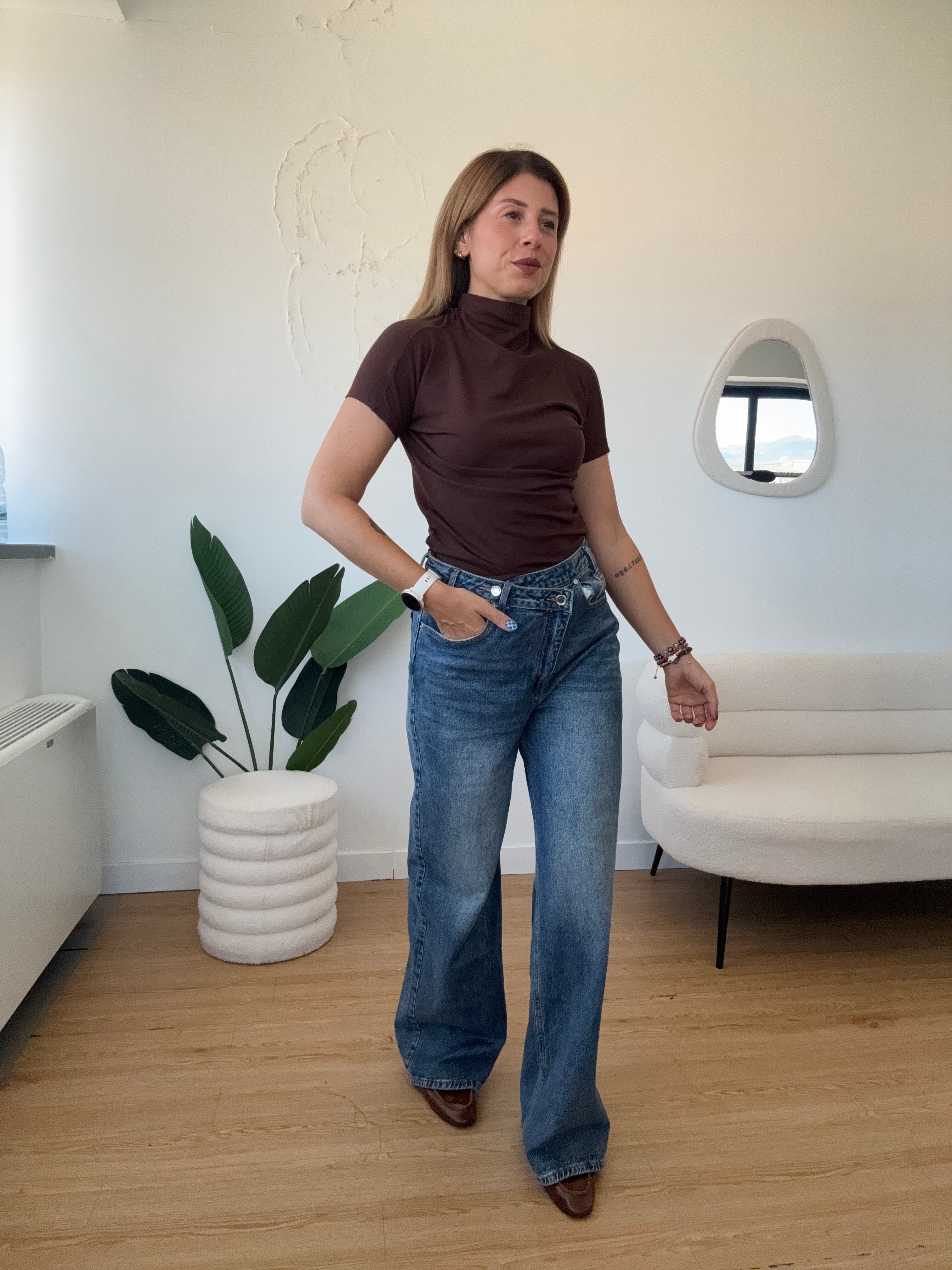 Maglia basic mezze maniche collo alto