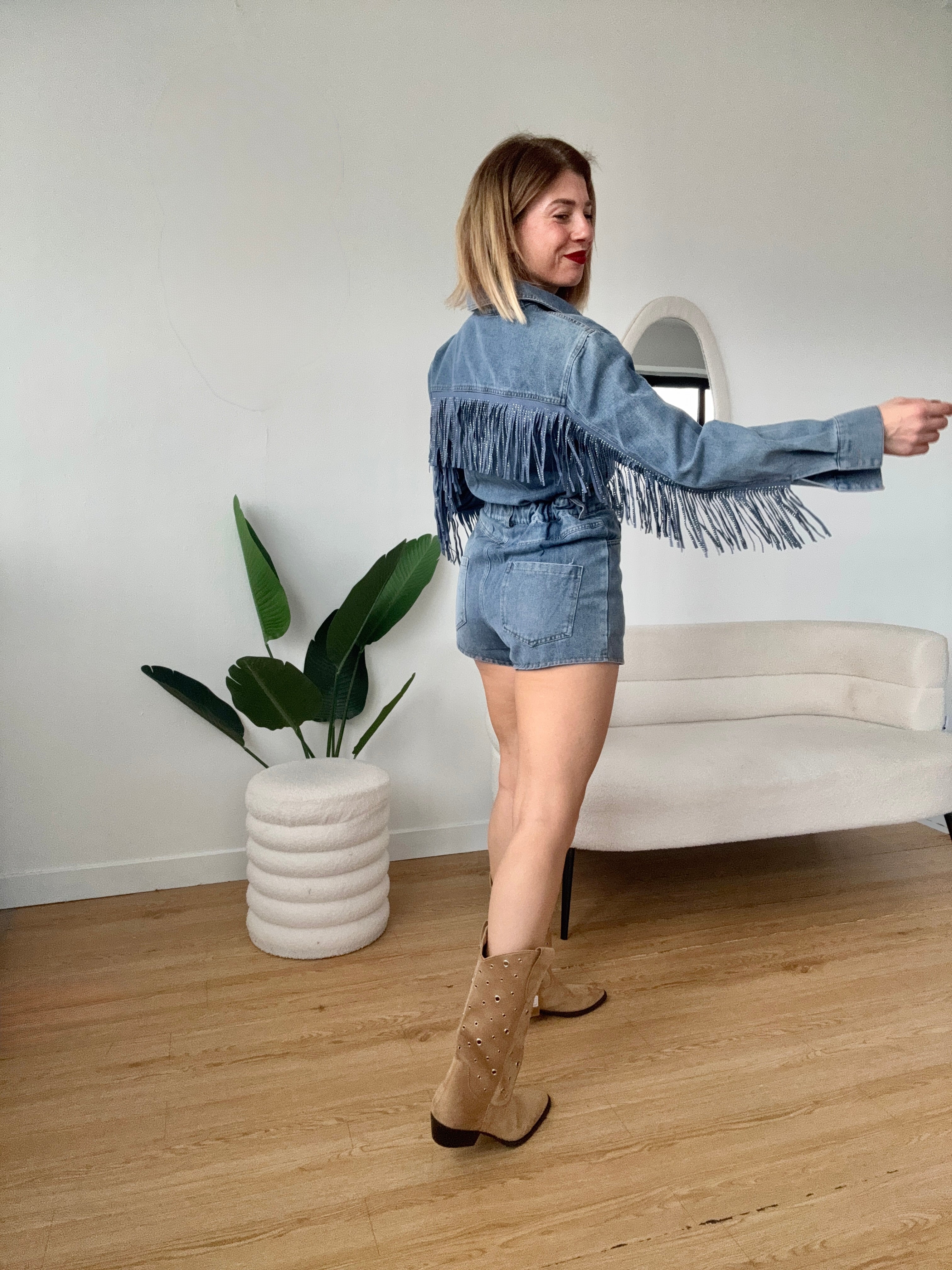 Tuta denim corta con frange