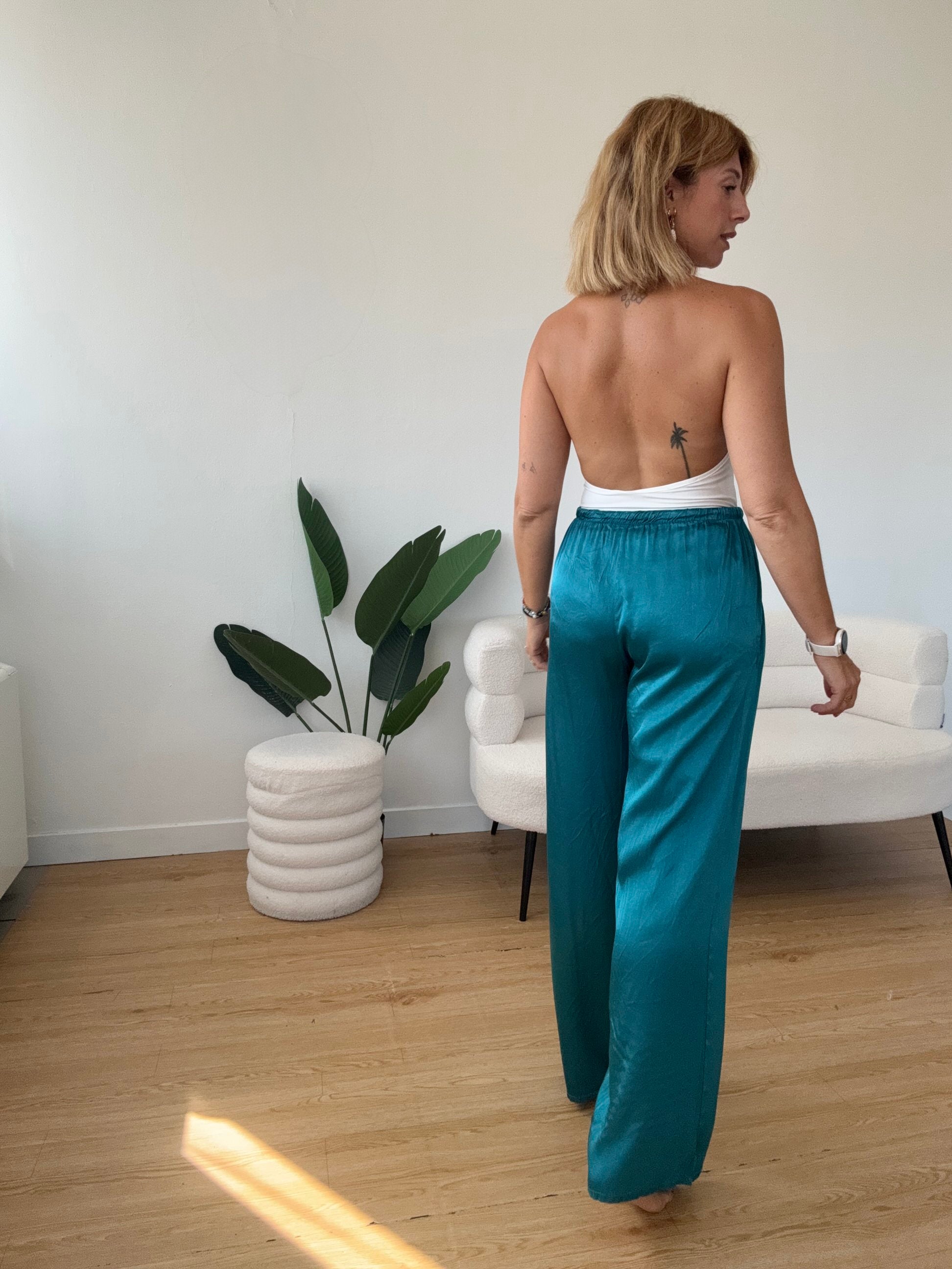 Body elasticizzato scollo halter