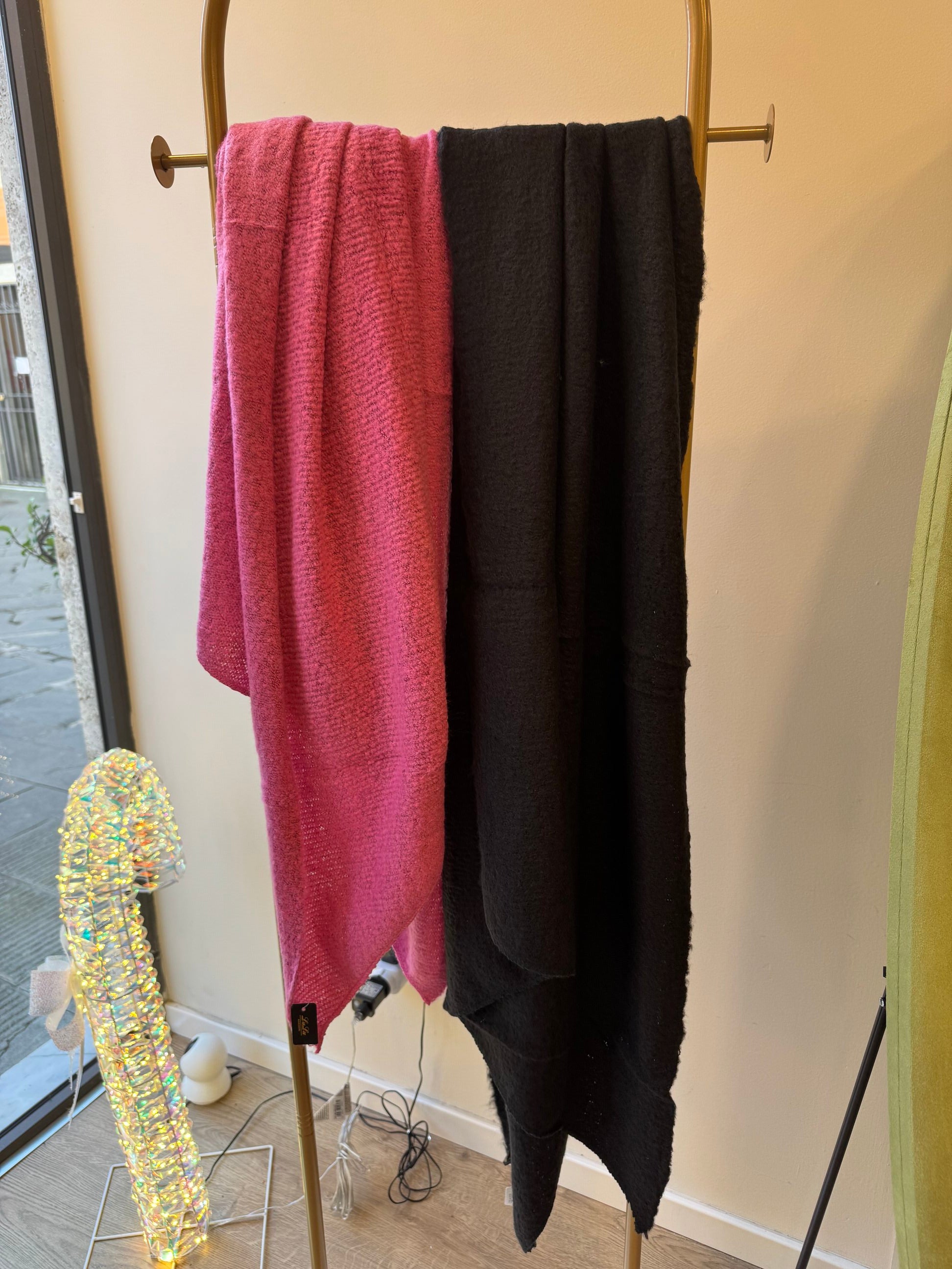 Maxi sciarpa asimmetrica