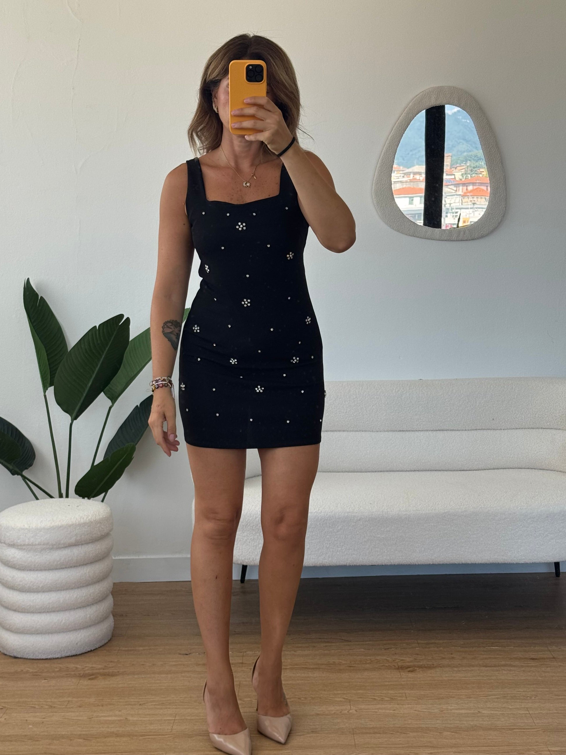 Tubino con strass scollo squadrato