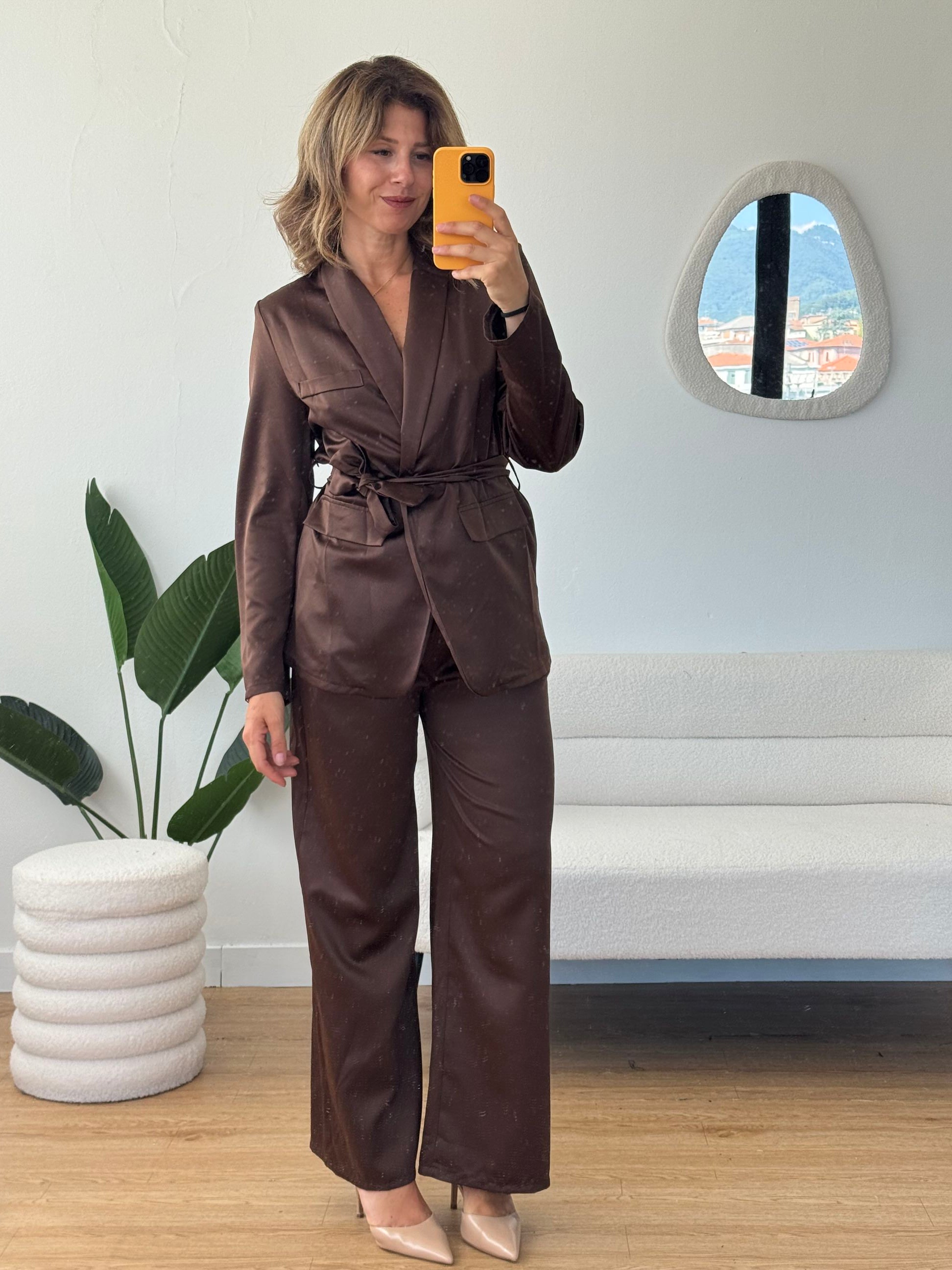 Tailleur effetto seta