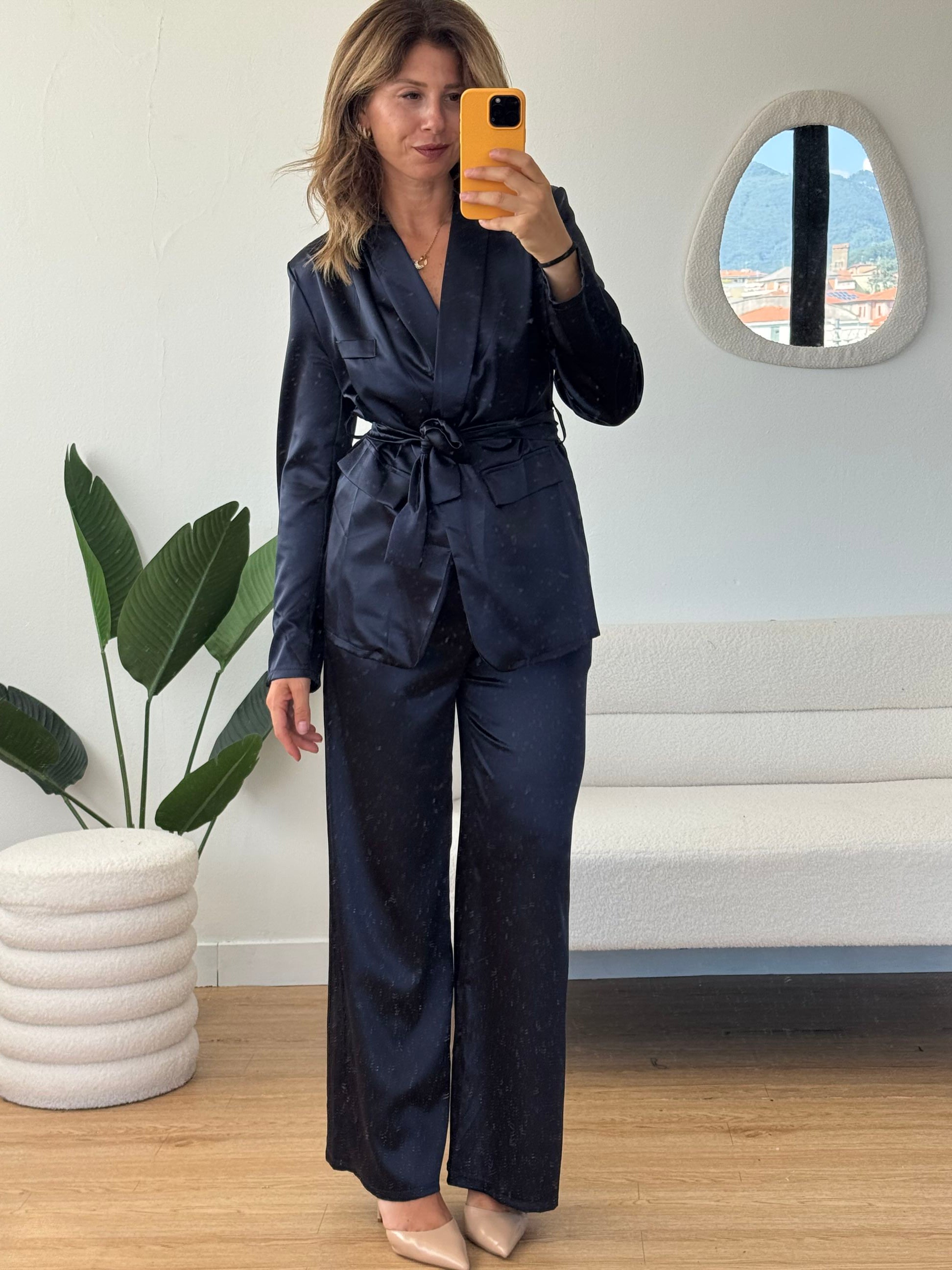Tailleur effetto seta