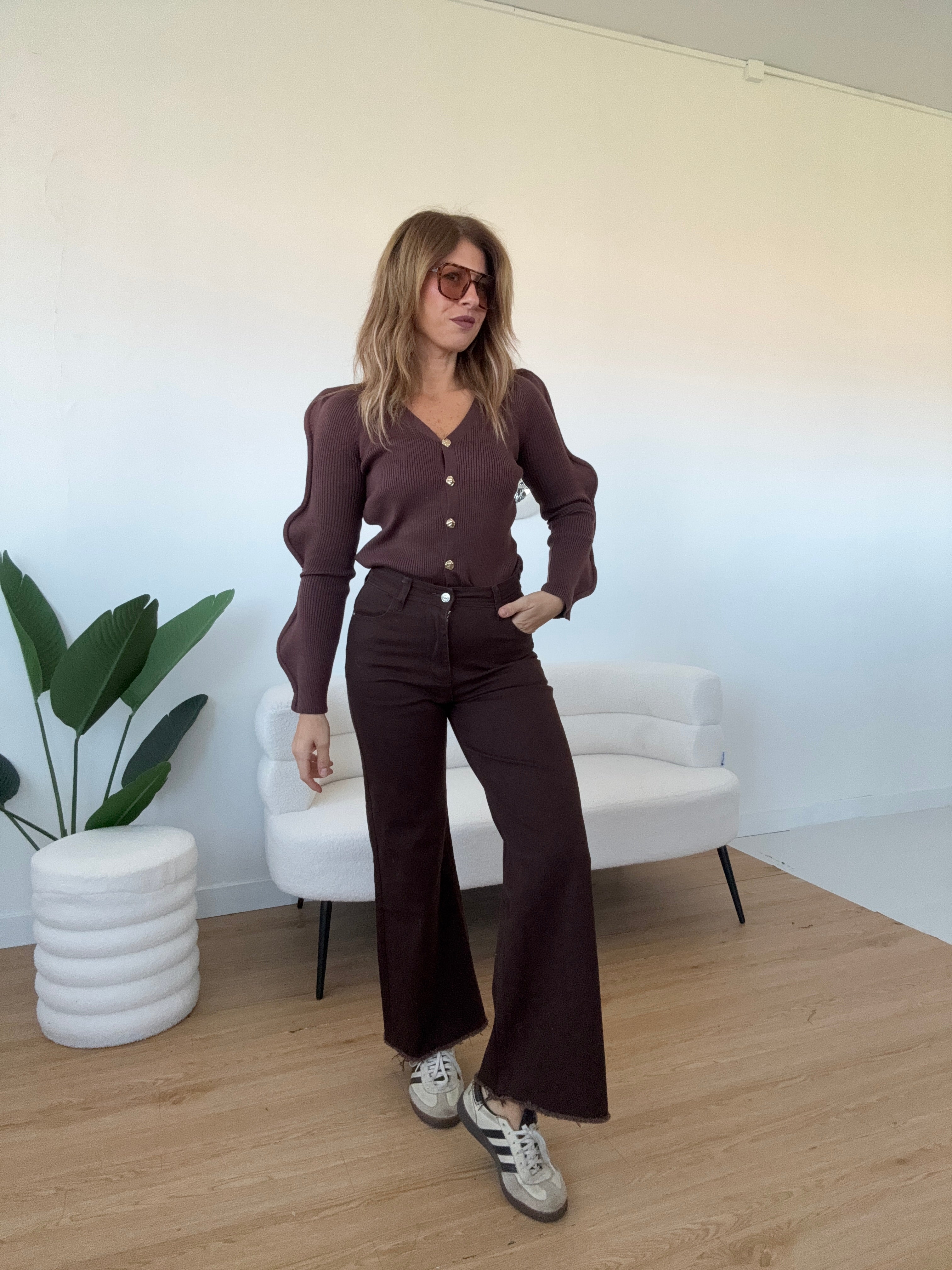 Cardigan dettaglio maniche e bottoni oro