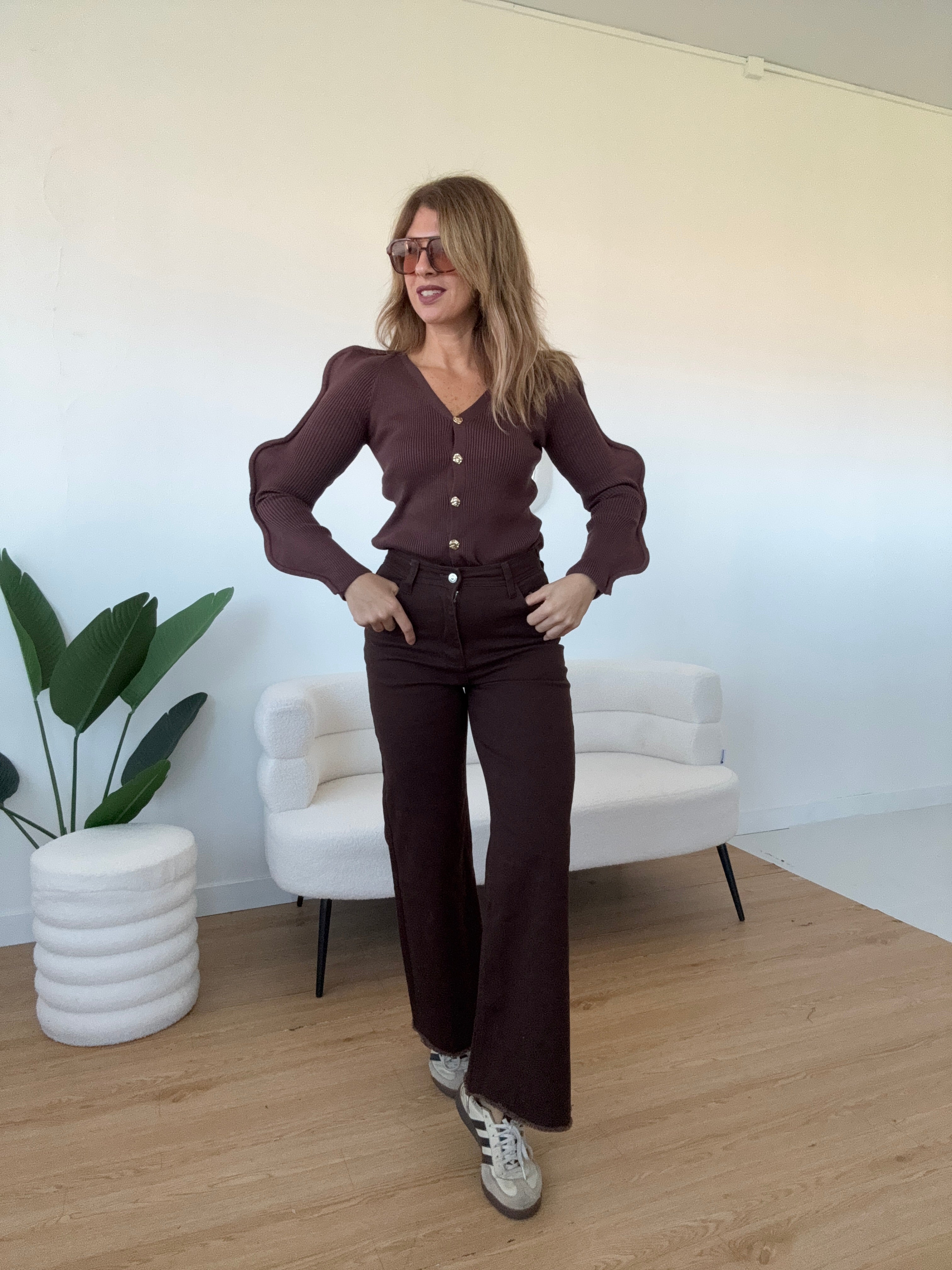 Cardigan dettaglio maniche e bottoni oro