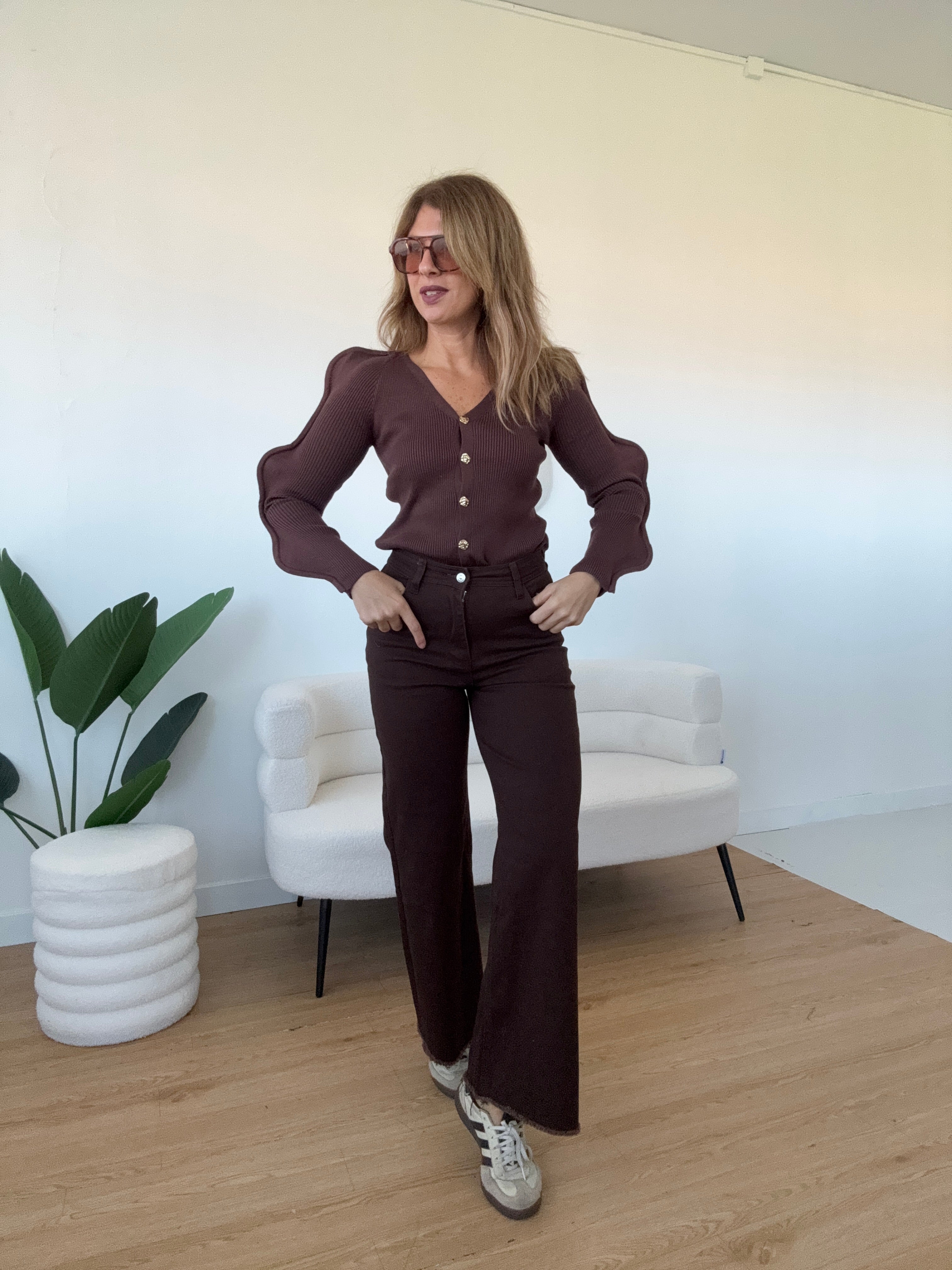 Cardigan dettaglio maniche e bottoni oro