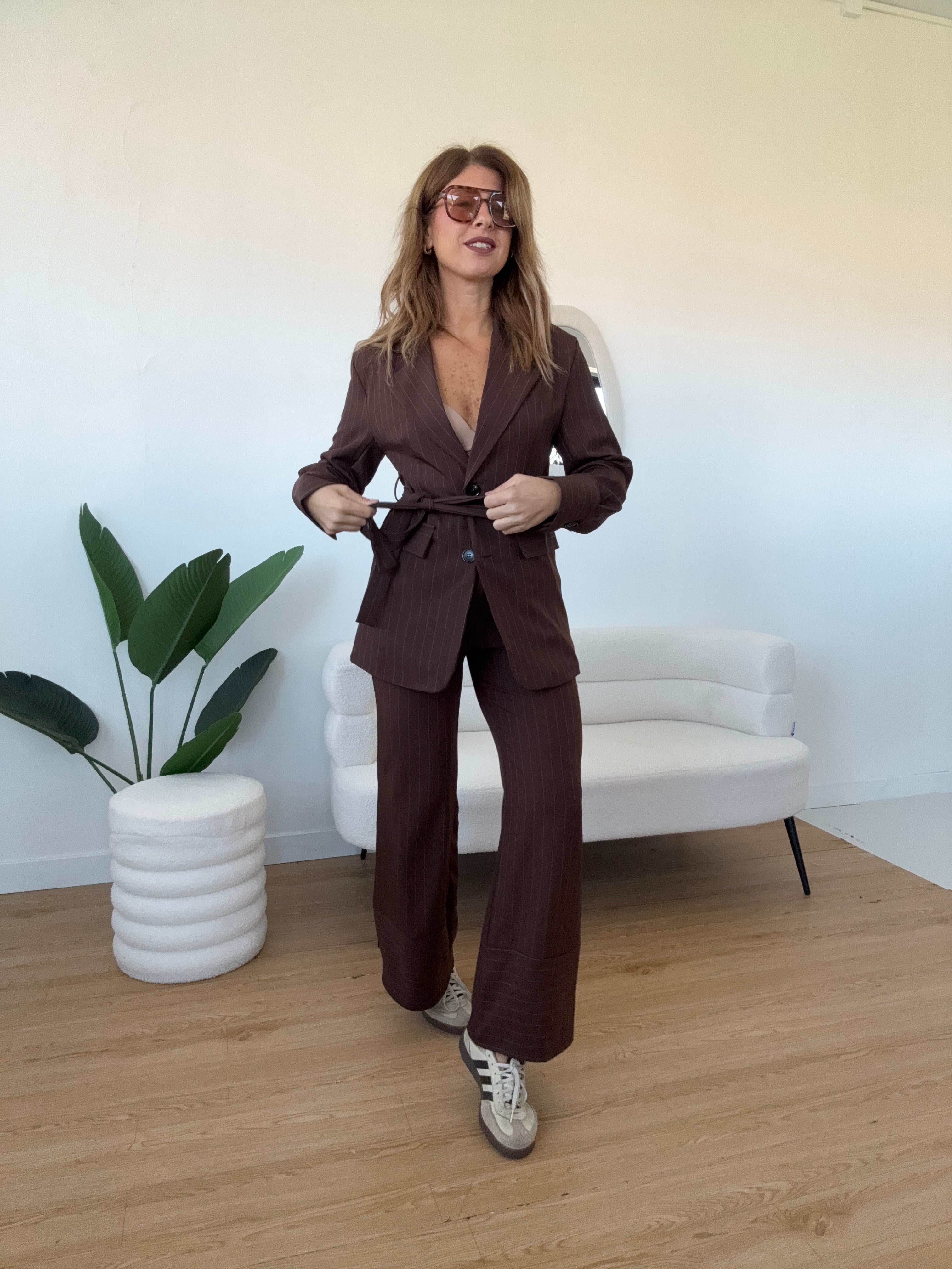 Cardigan dettaglio maniche e bottoni oro
