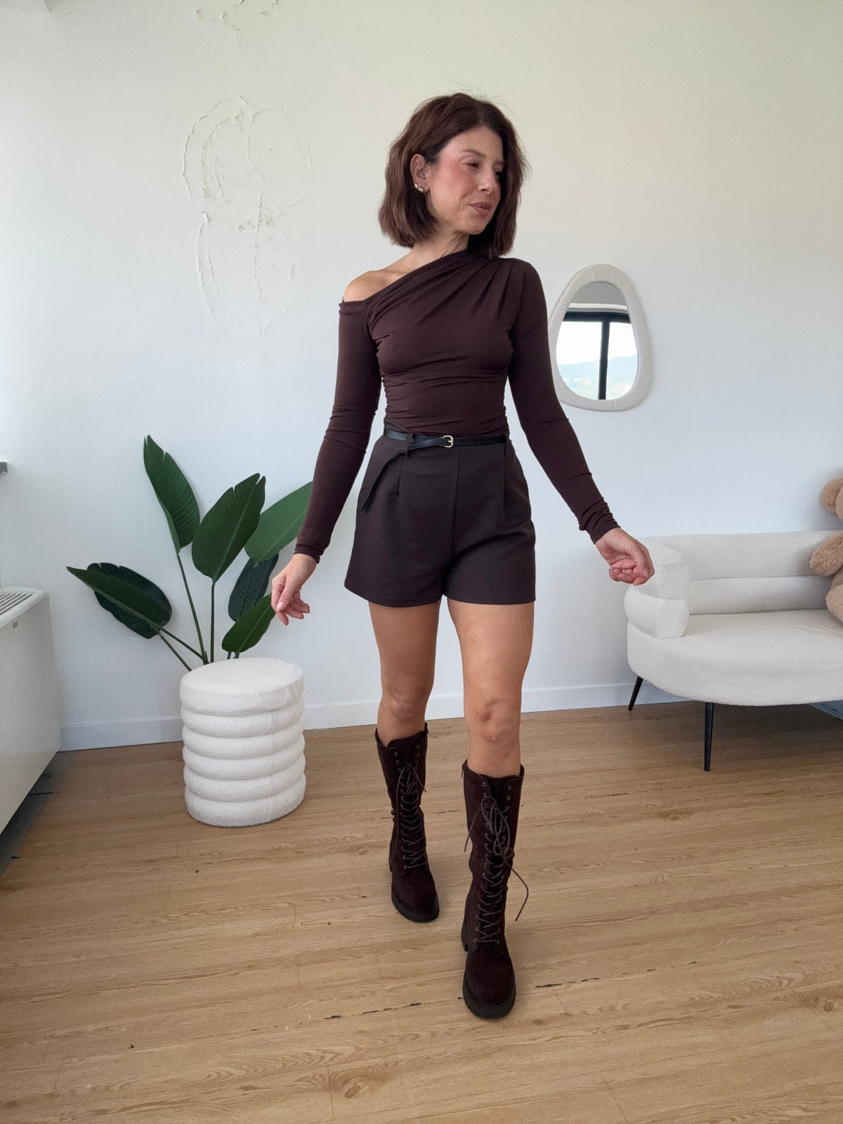 Maglia Kim asimmetrica con guantino - GGlam
