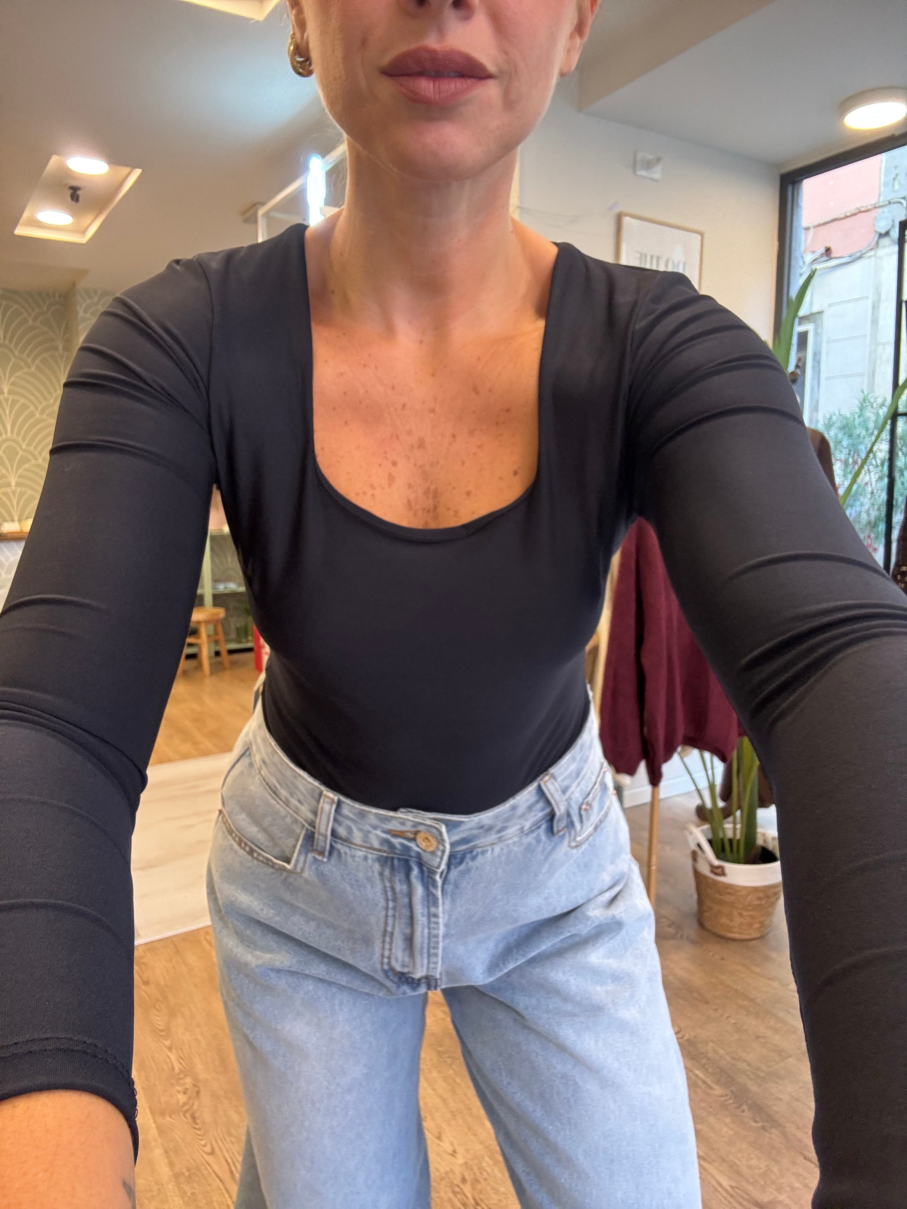 Body scollo squadrato manica lunga