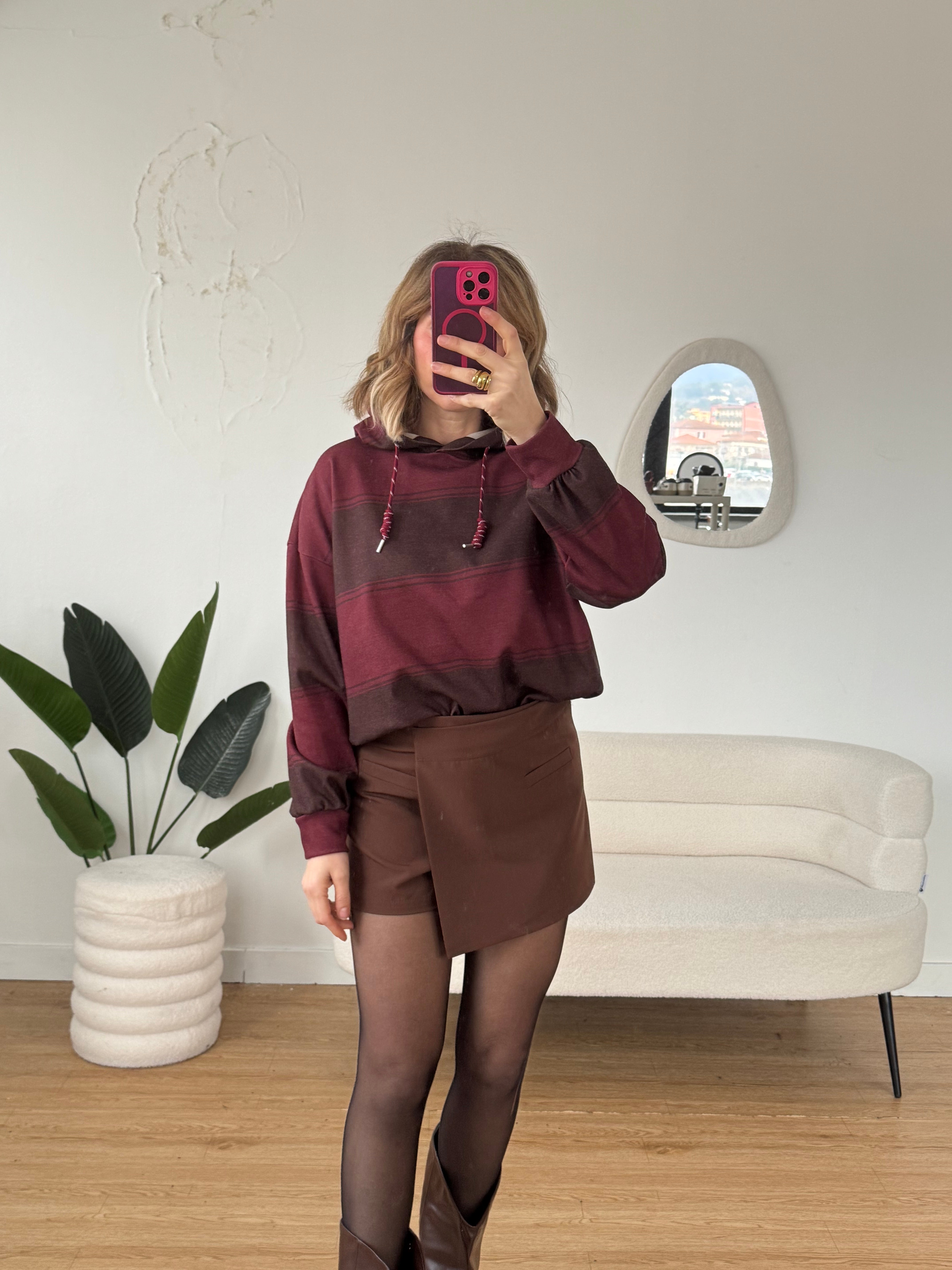 Felpa a righe con cappuccio