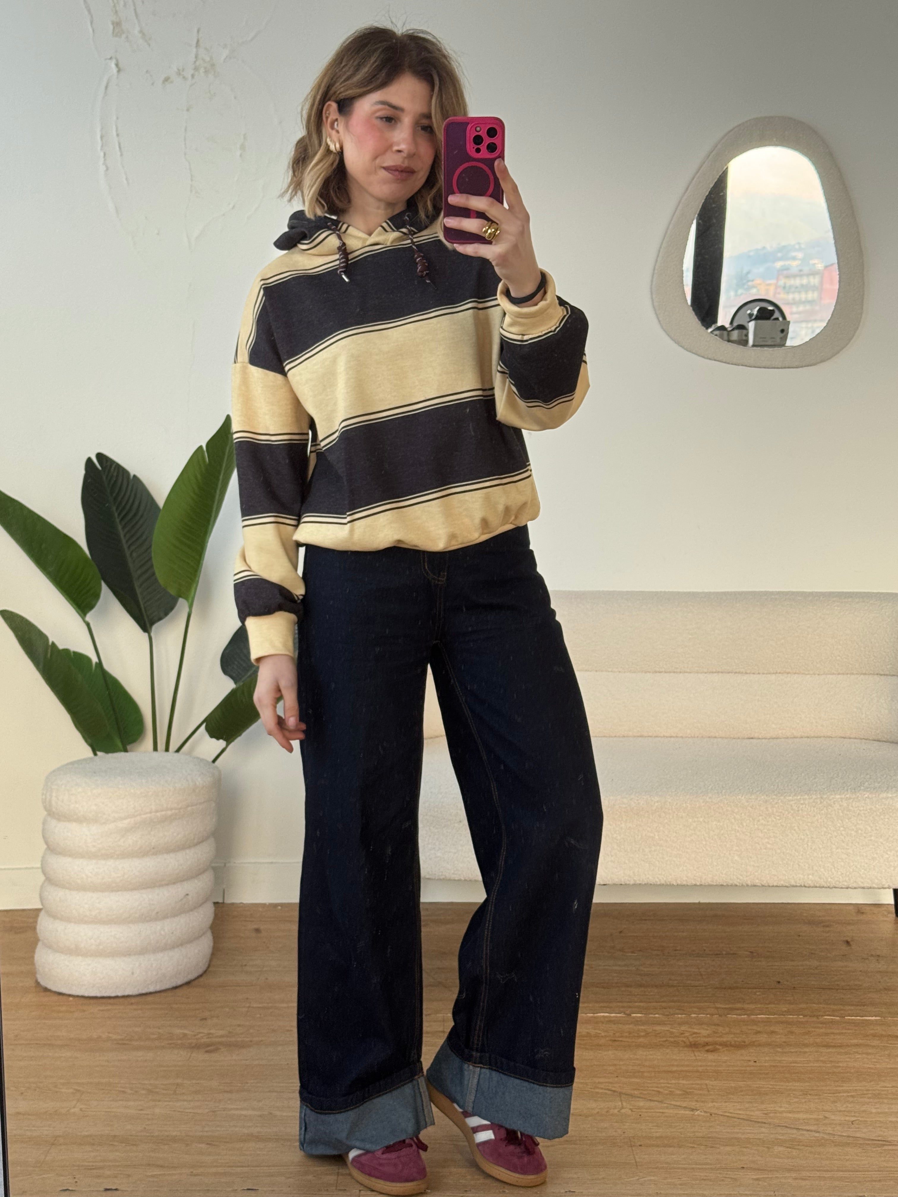 Felpa a righe con cappuccio