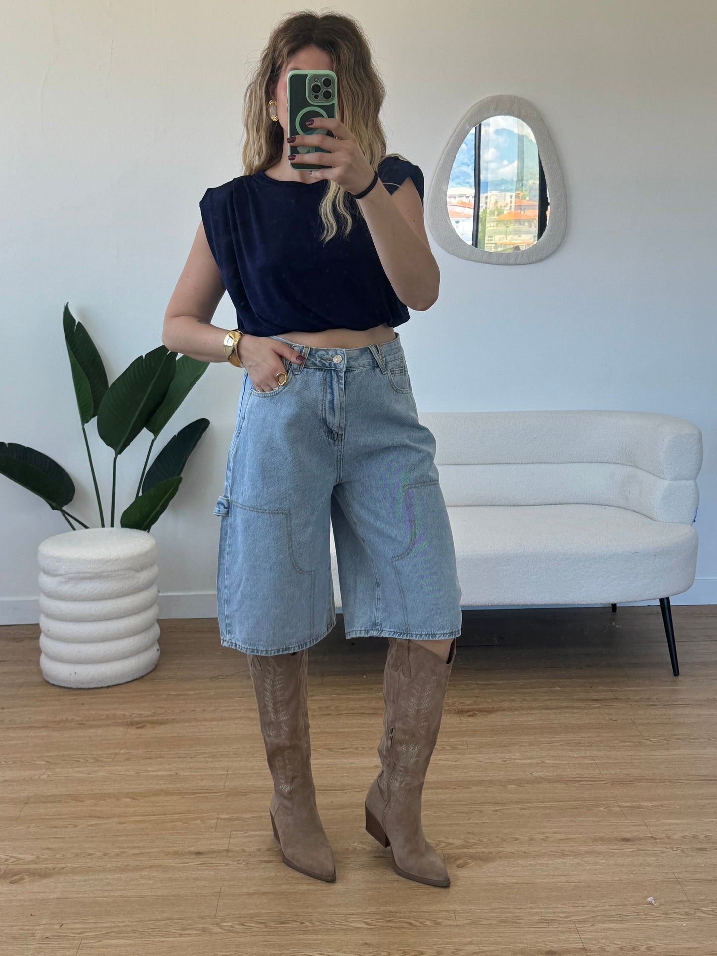 Bermuda denim modello cargo