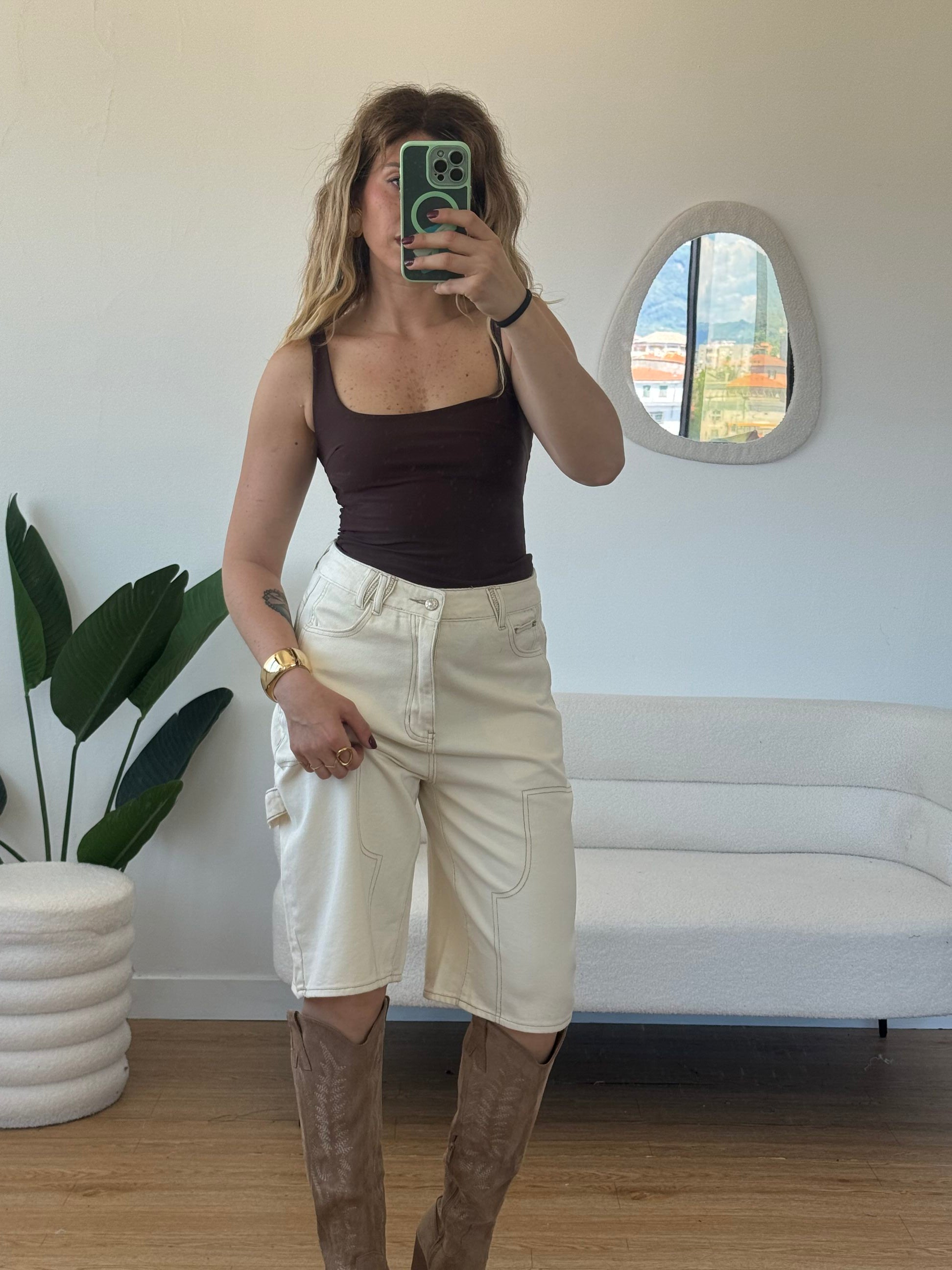 Bermuda denim modello cargo