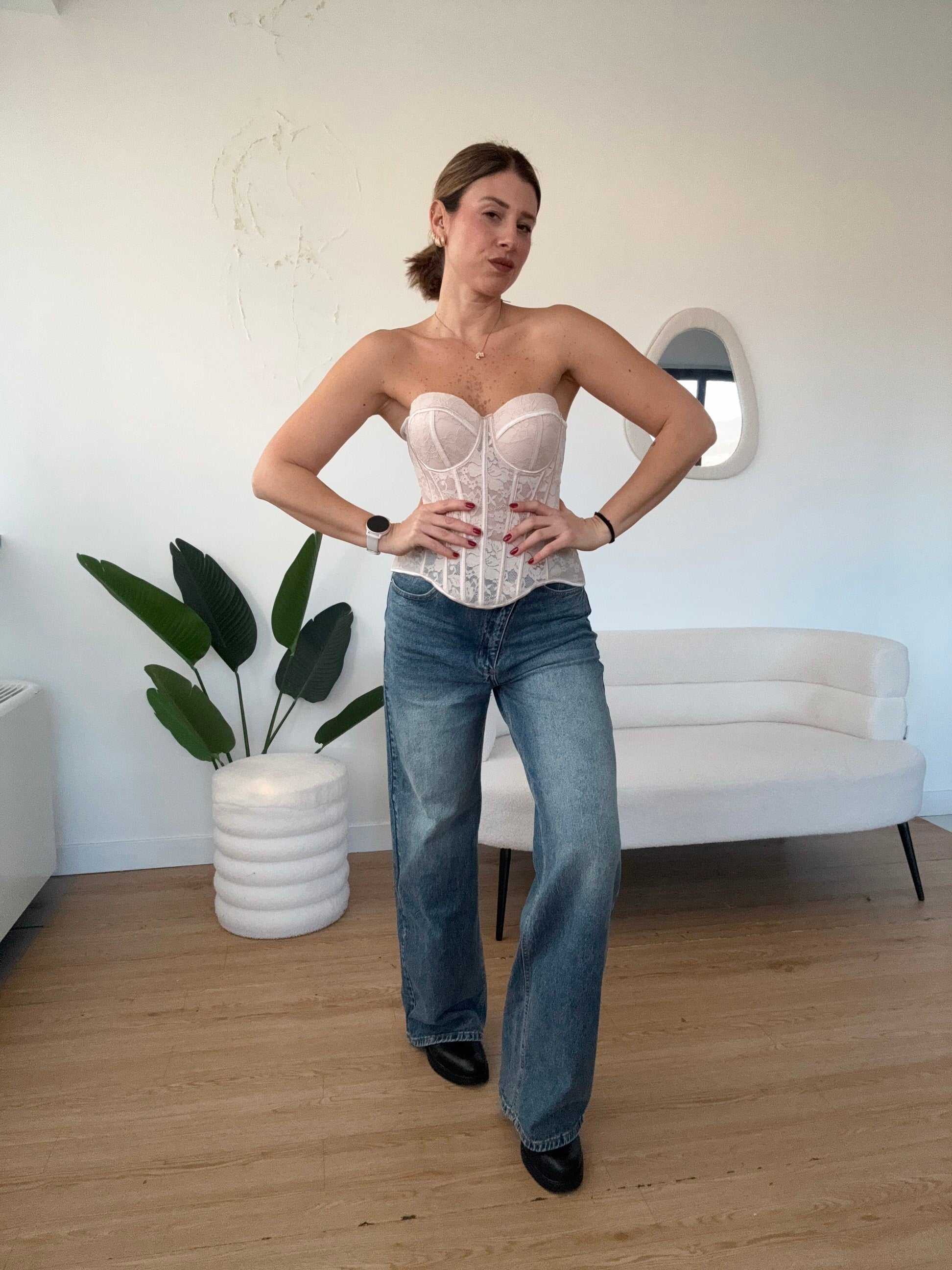 Corpetto pizzo con coppe