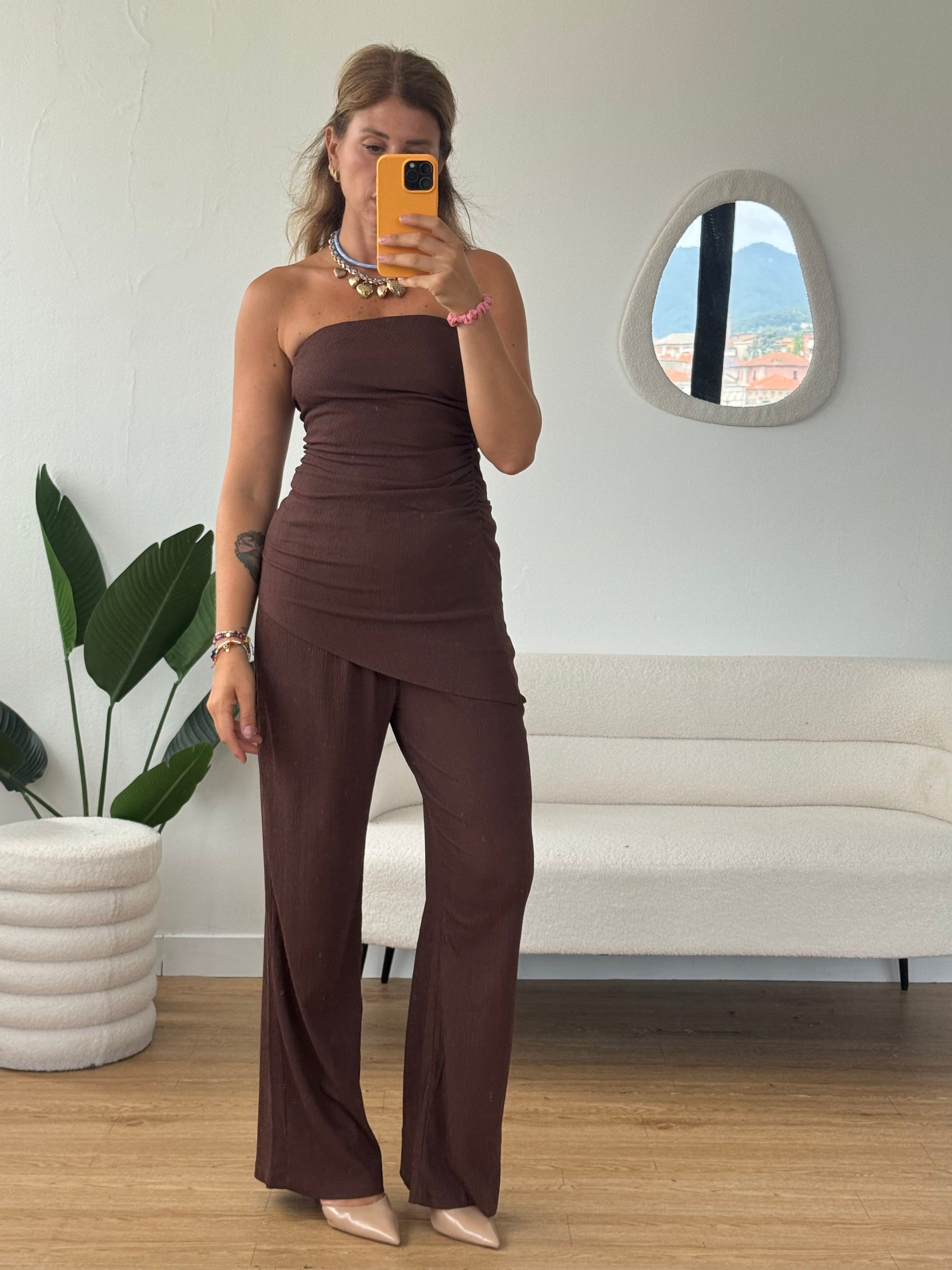 Completo top senza spalline asimmetrico