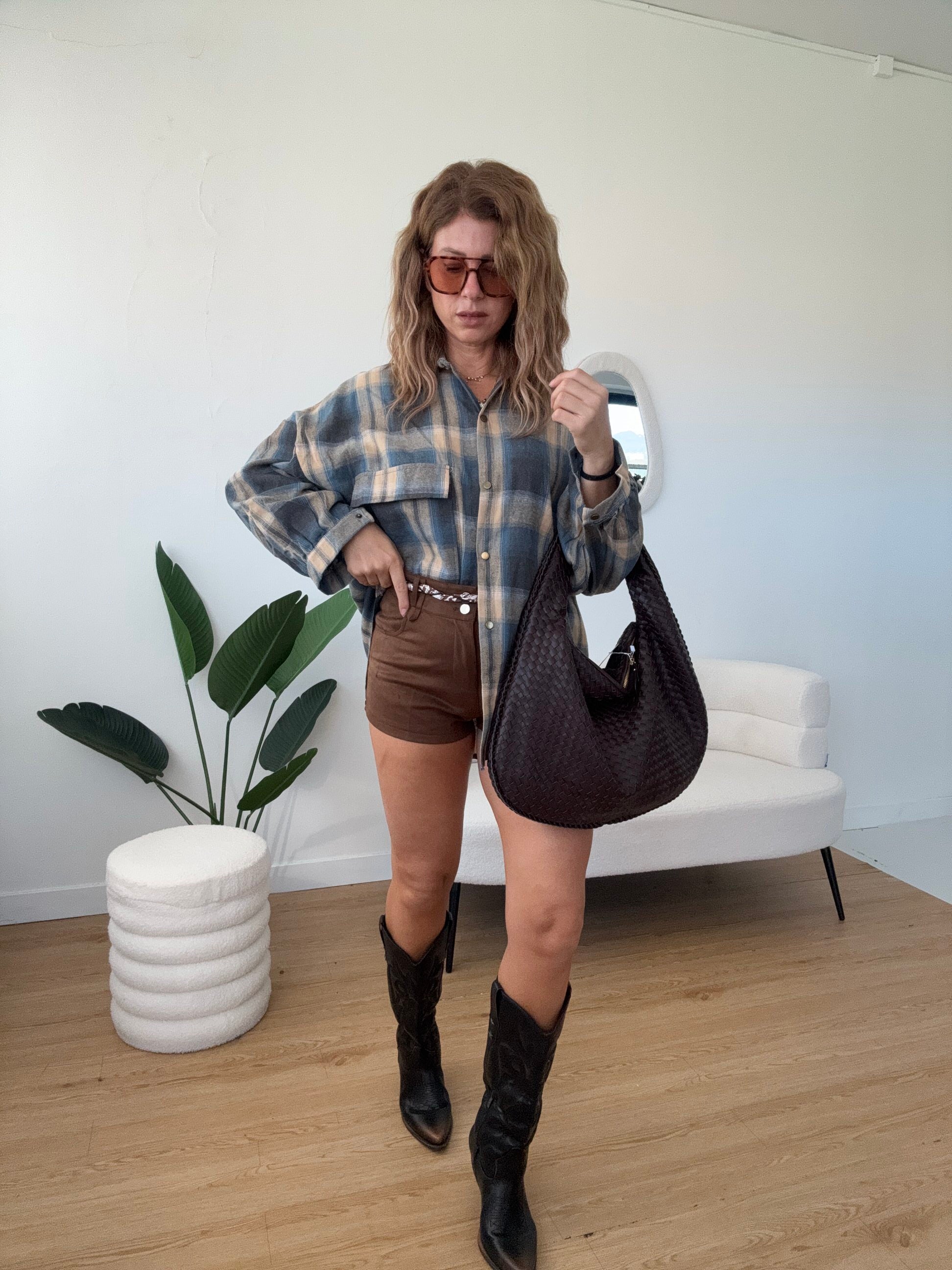 Shorts suede con foulard