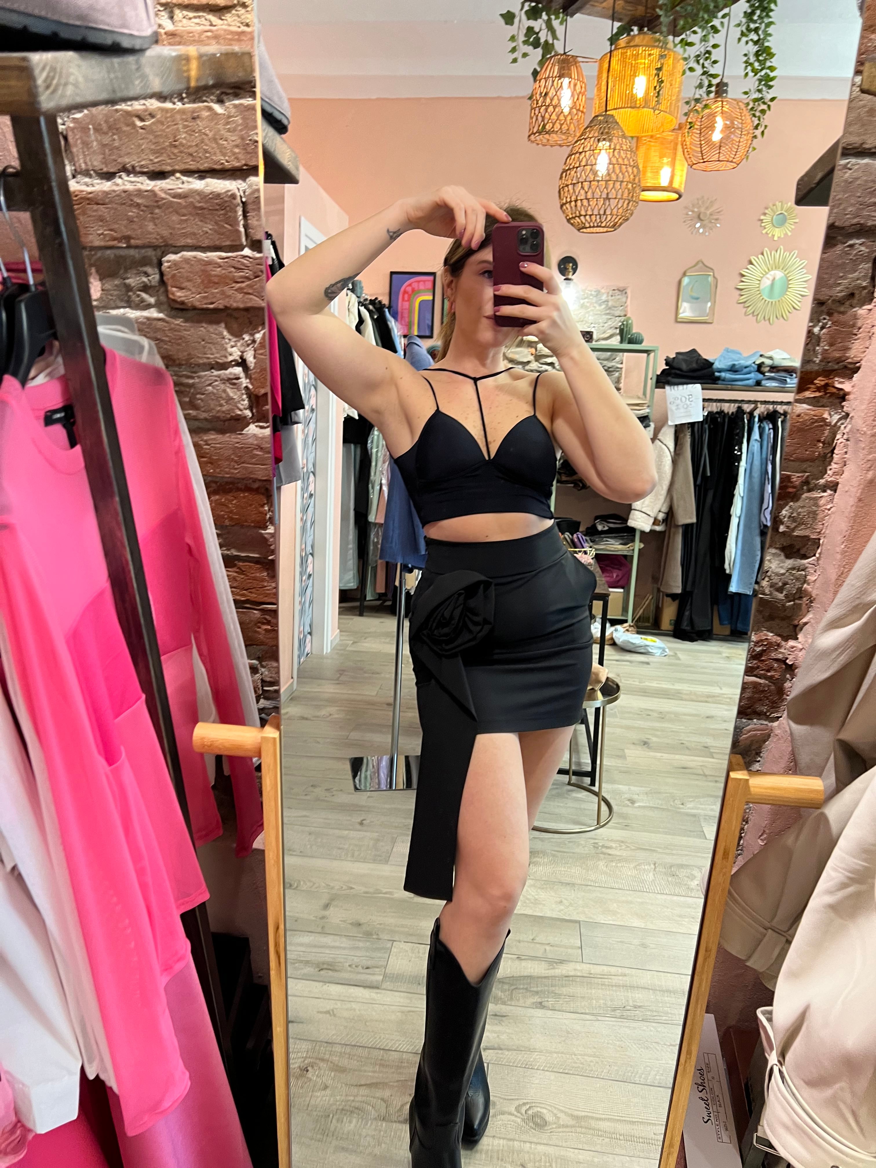 Gonna Lumina con rosa applicata