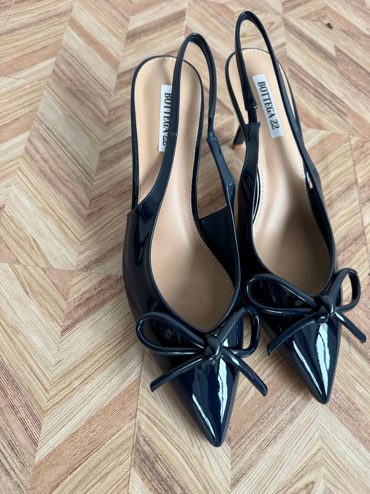 Slingback con fiocco tacco 6
