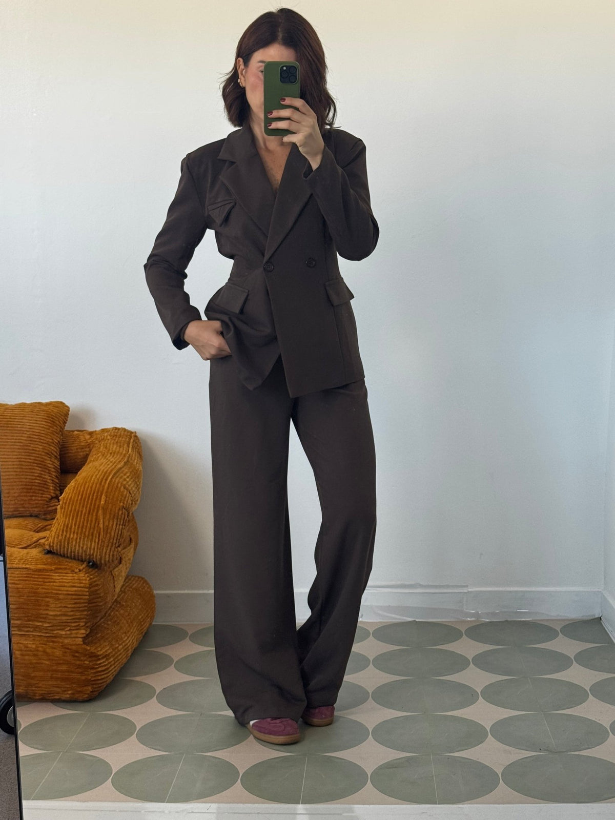 Tailleur con blazer doppio petto e cinta - GGlam