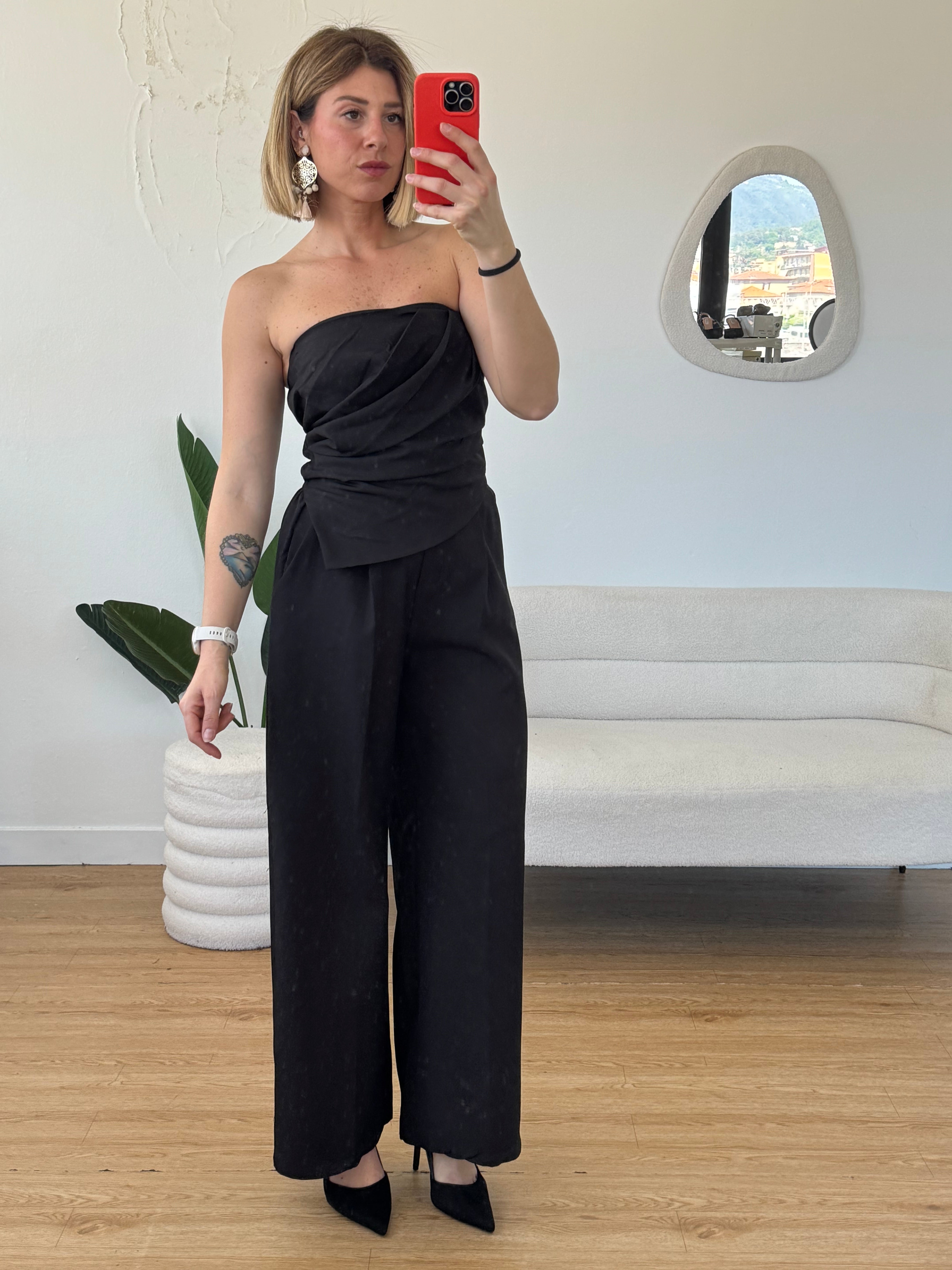 Coordinato top senza spalline pantaloni a palazzo