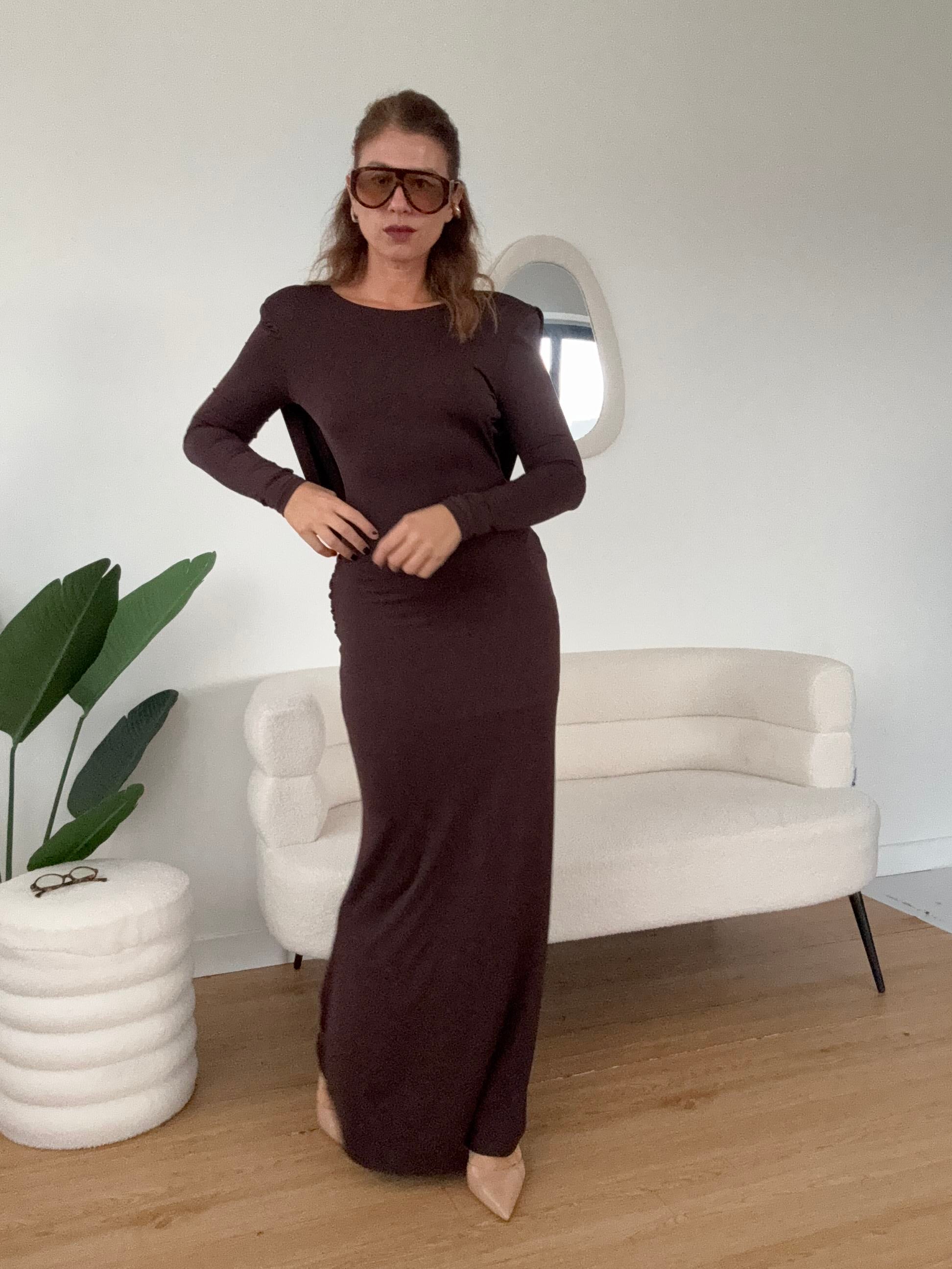 Abito lungo scollo sul retro