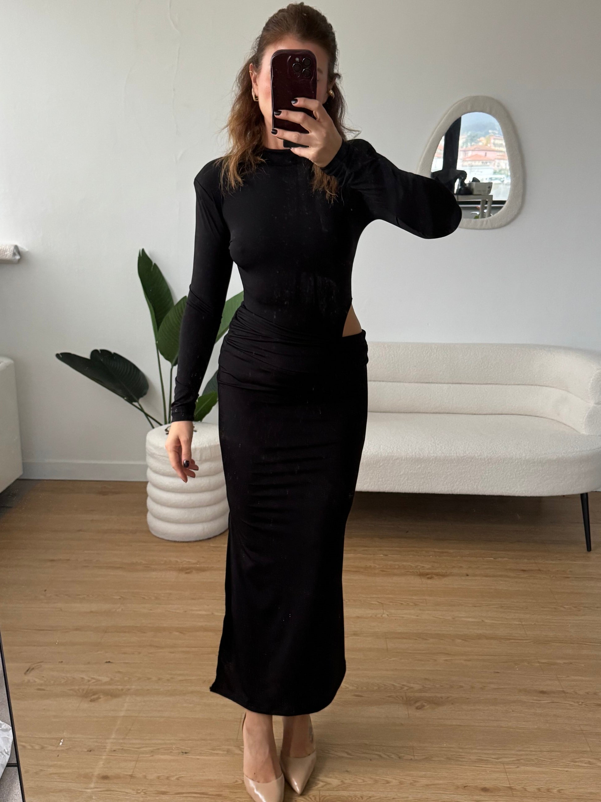 Abito lungo cut out con spalline