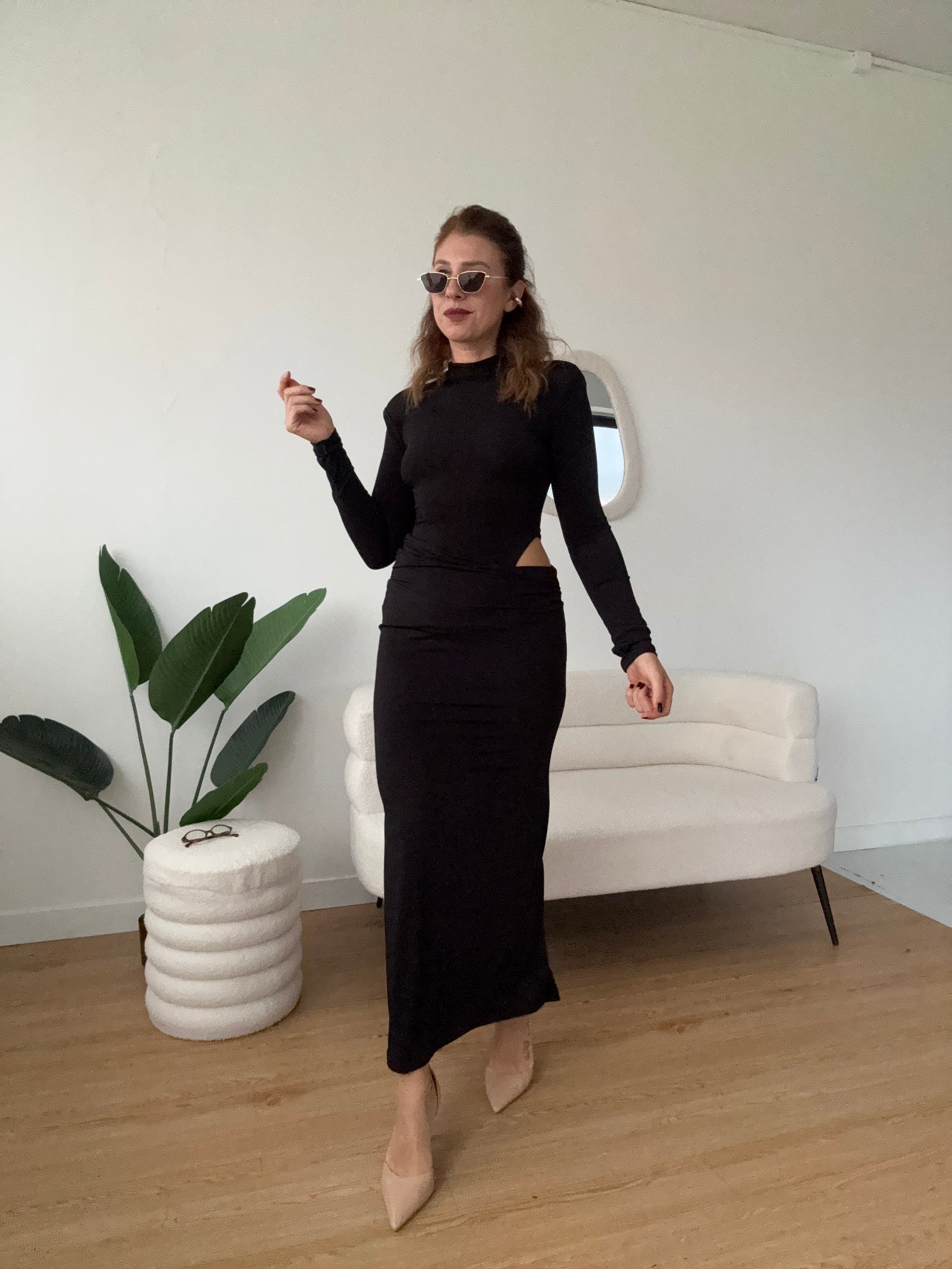 Abito lungo cut out con spalline