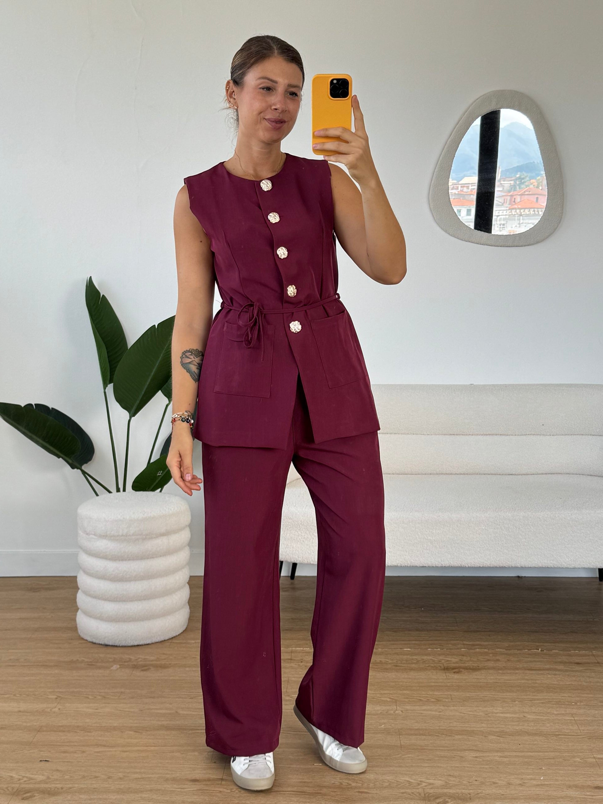 Completo gilet lungo bottoni oro