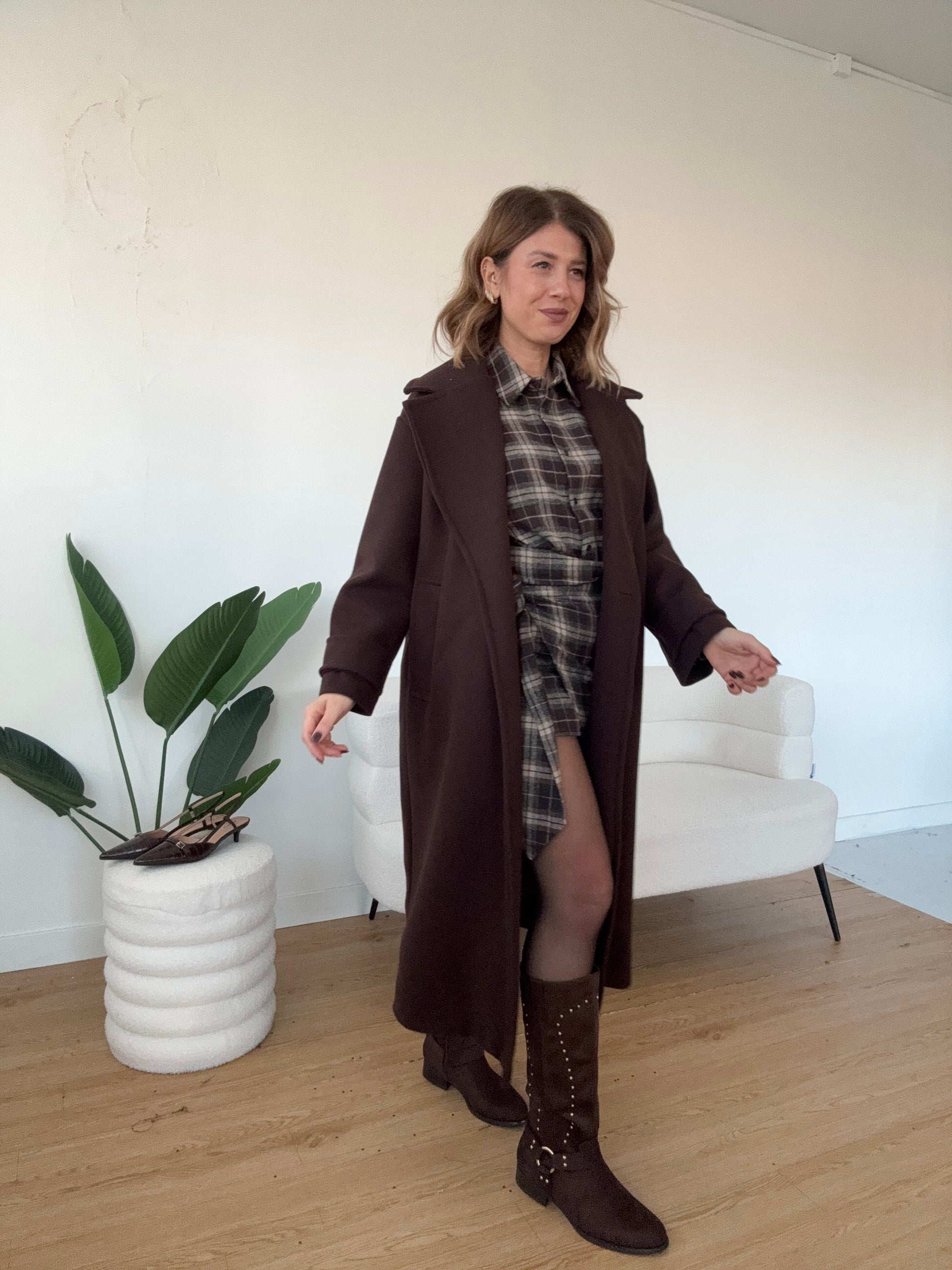 Cappotto lungo dettaglio bottone