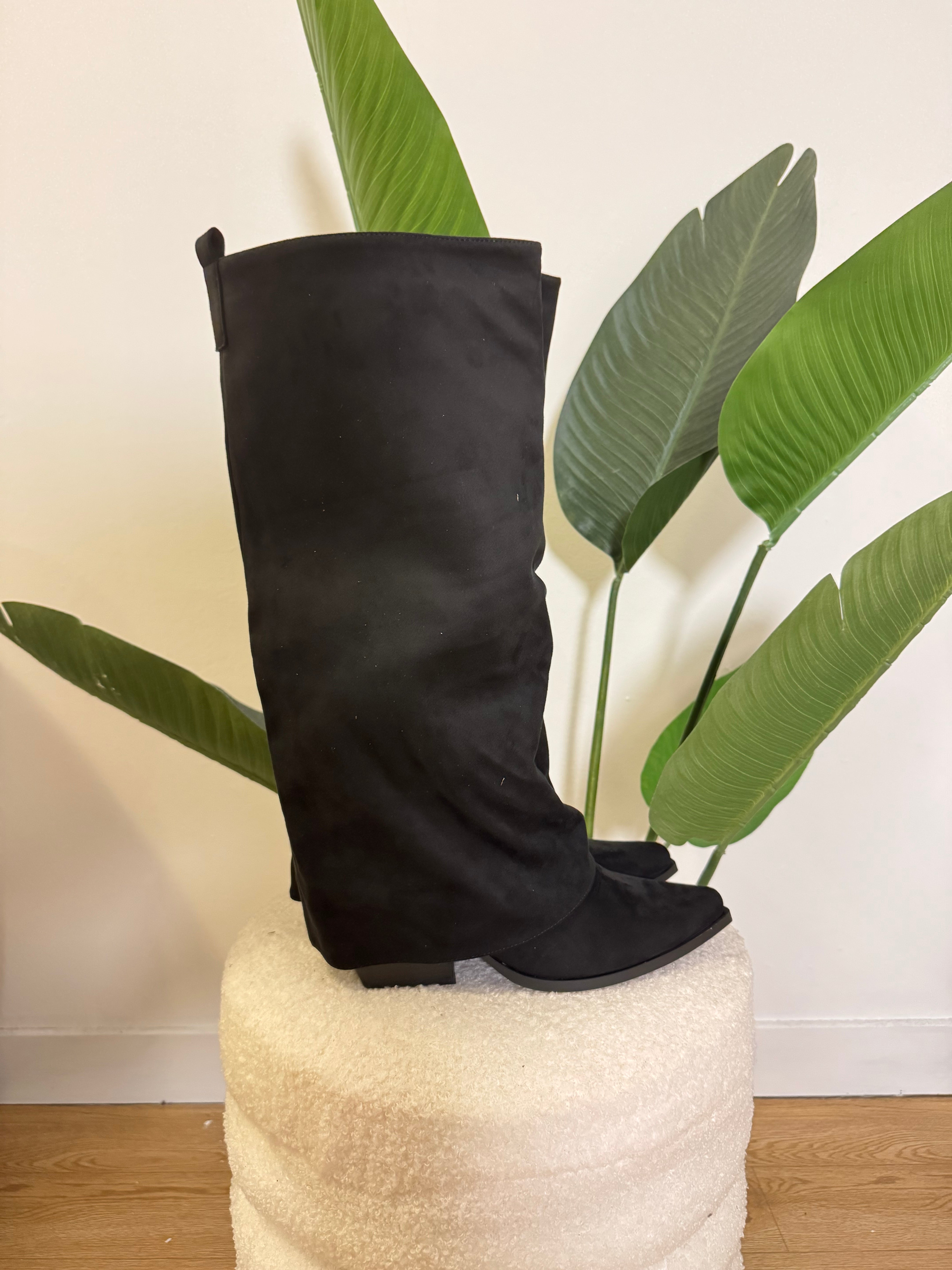 Camperos scamosciato con risvolto