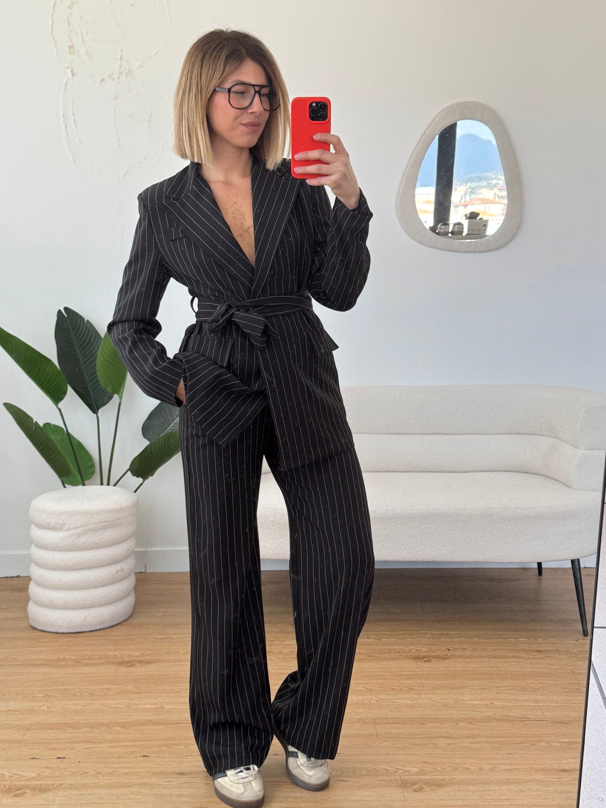 Completo gessato nero