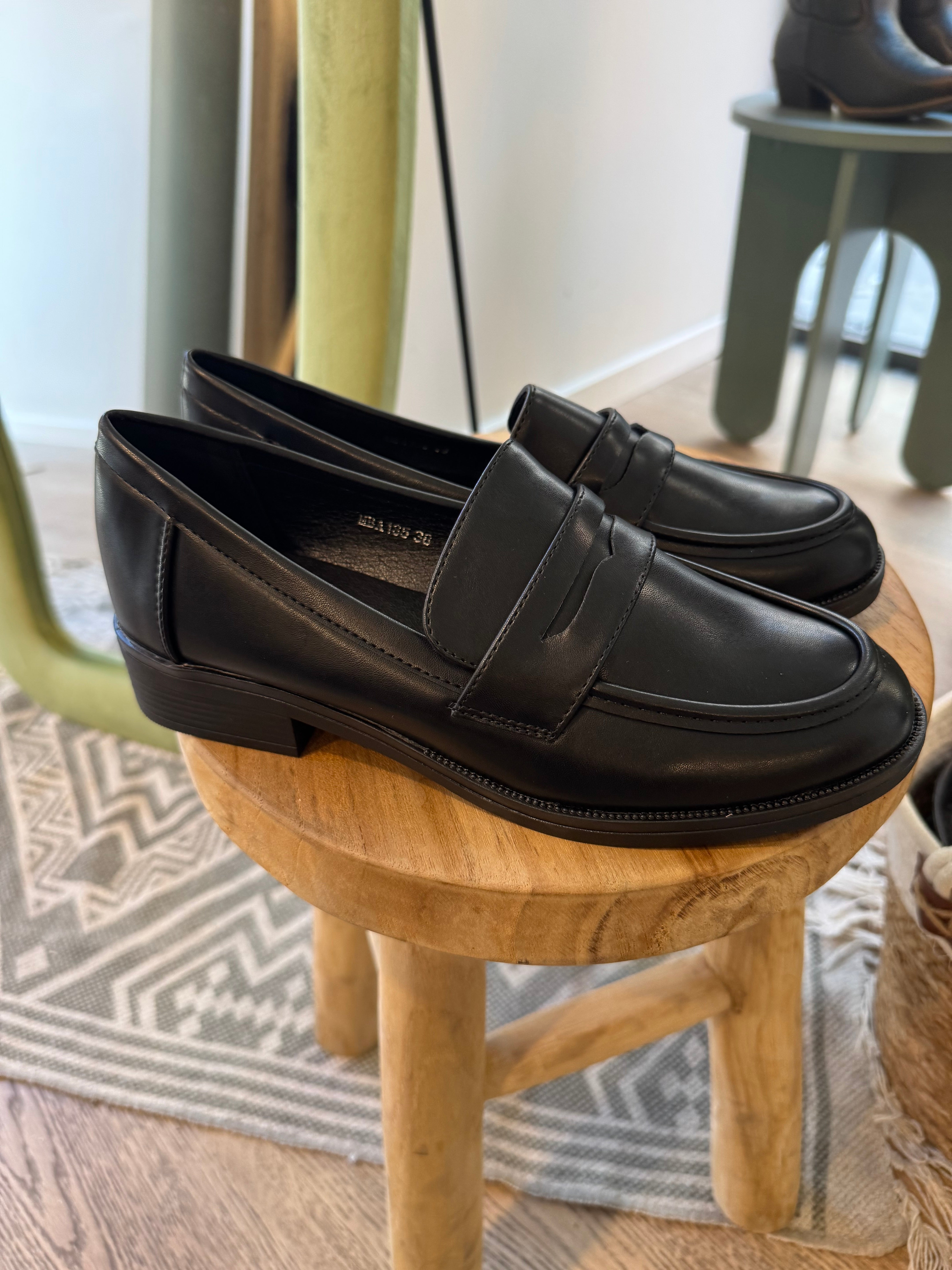 Mocassino ecopelle nero