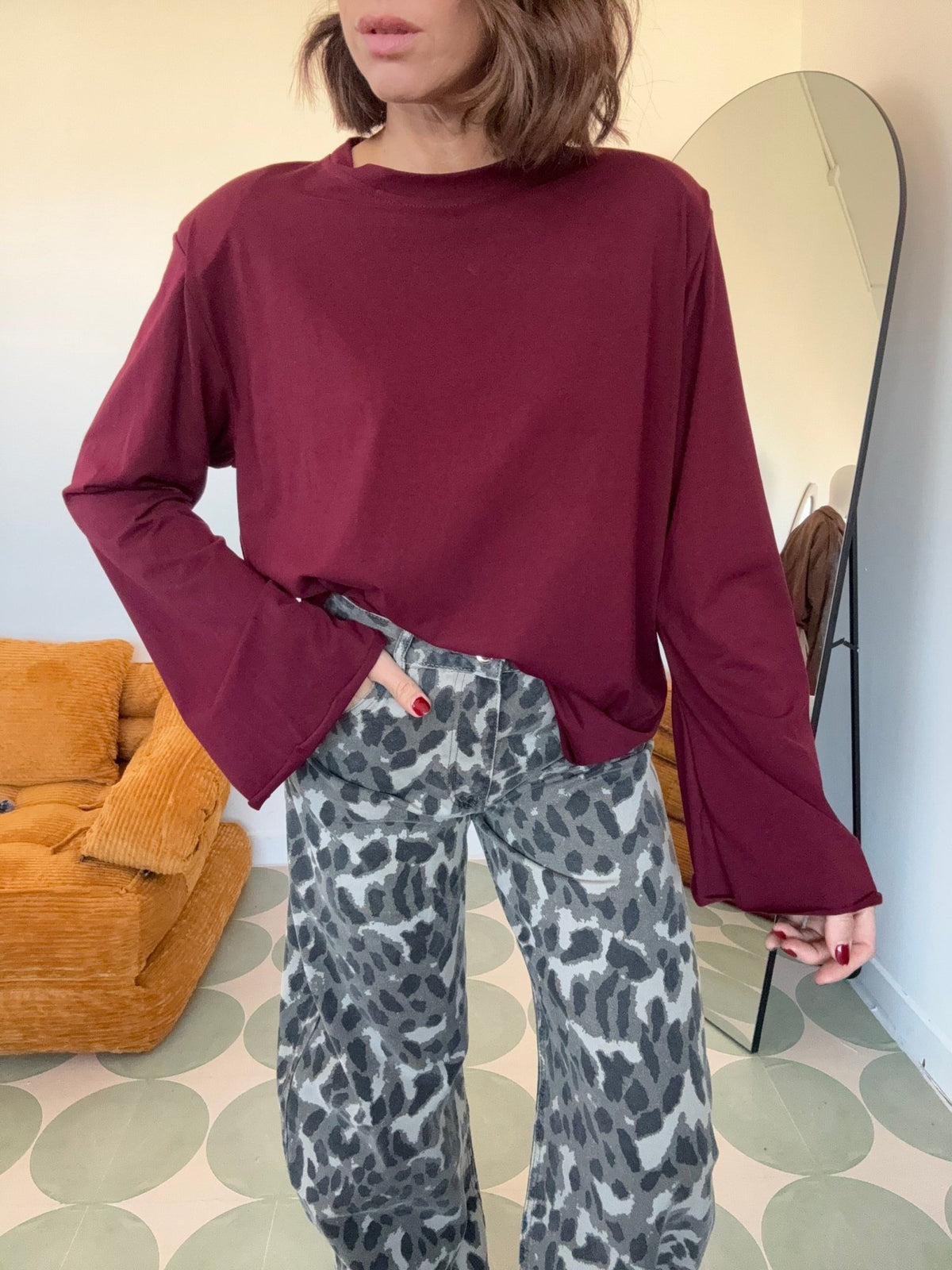 T-shirt con spalline oversize - GGlam