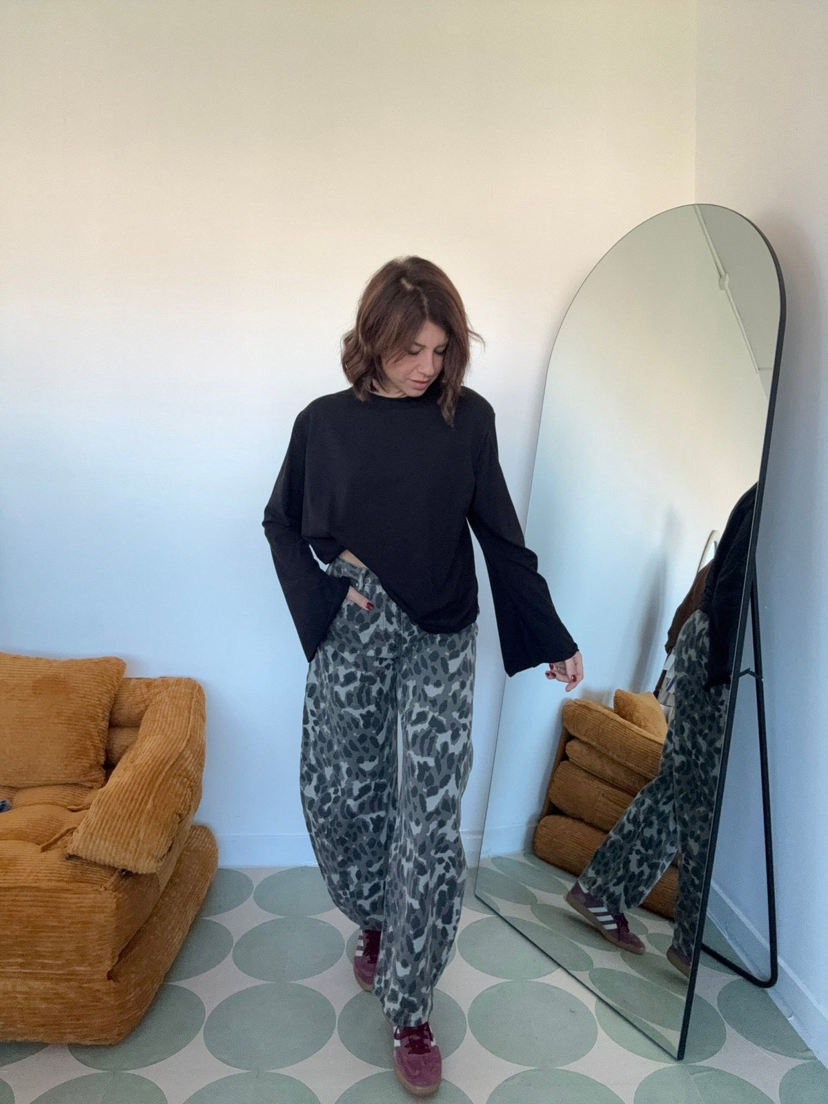 T-shirt con spalline oversize - GGlam