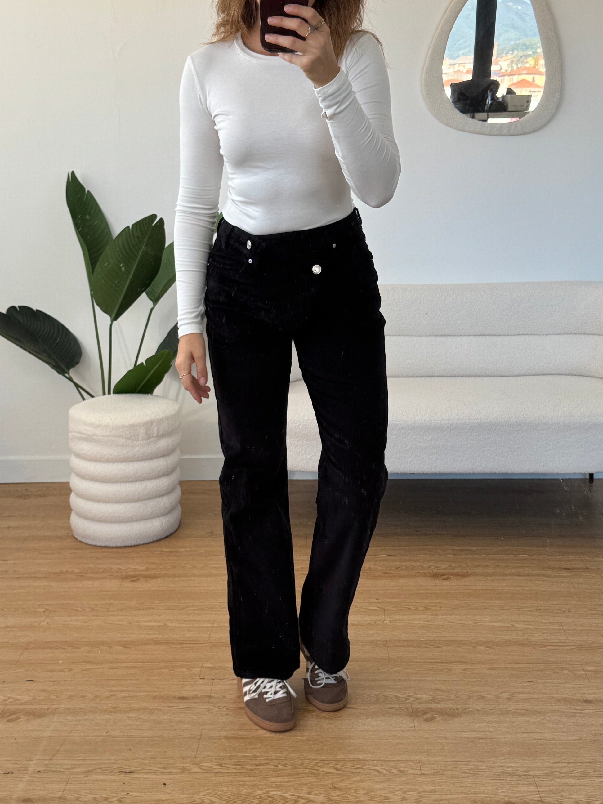 Jeans velluto chiusura asimmetrica nero