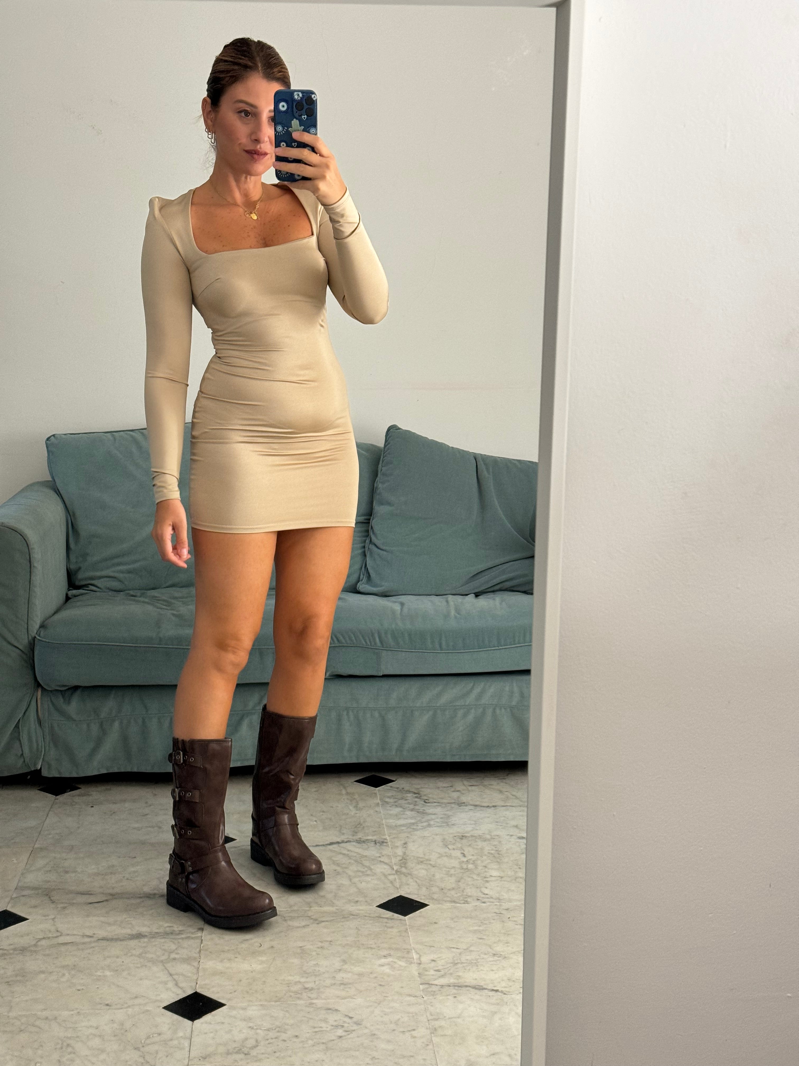 Tubino basico scollo squadrato