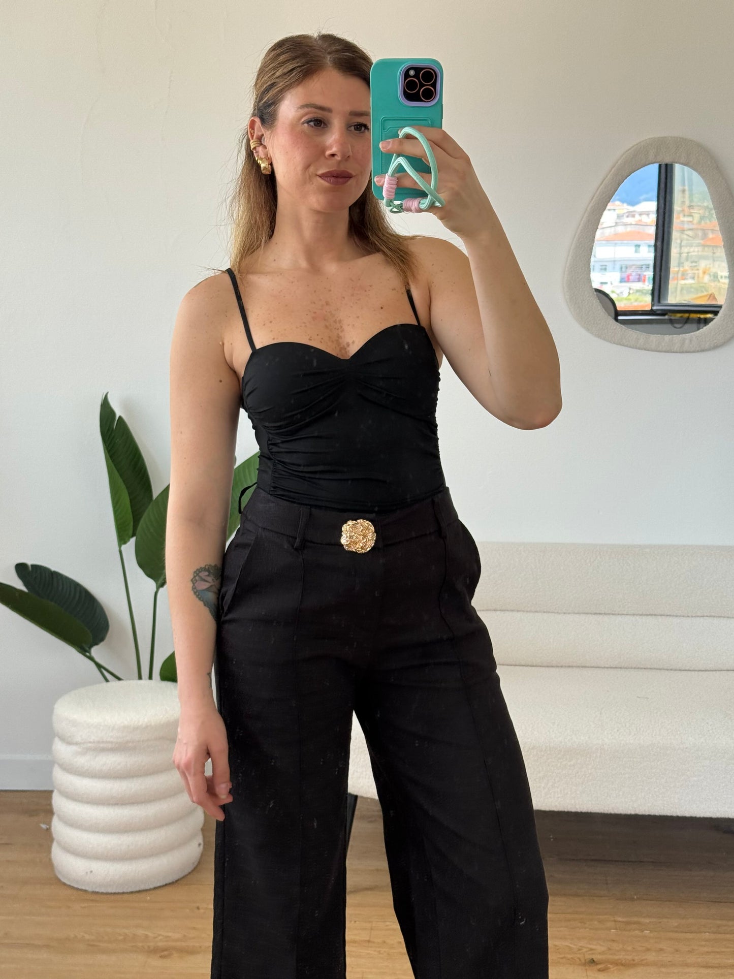 Body arricciato con coppa e spalline sottili