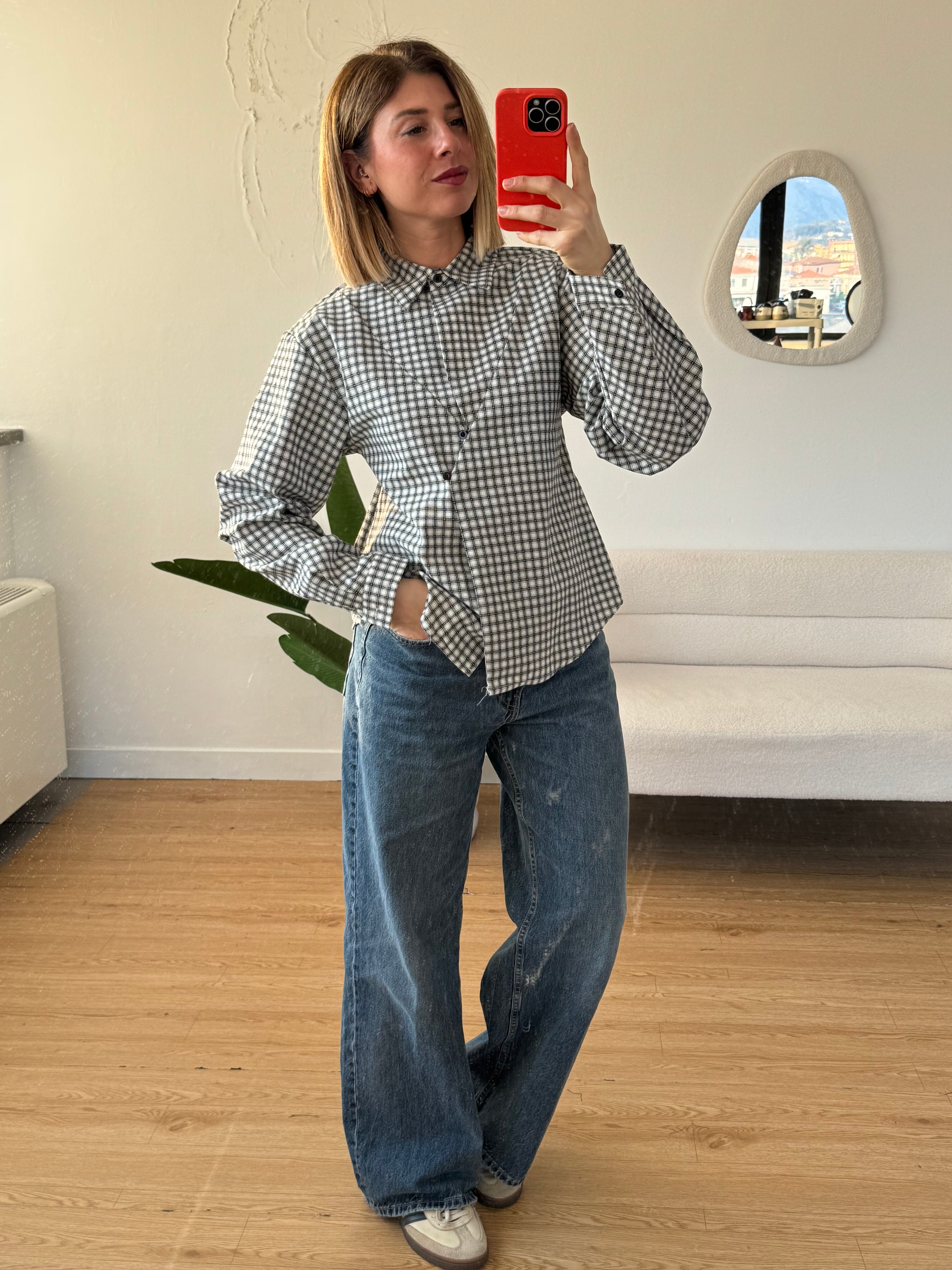 Camicia a quadretti bottoni asimmetrici