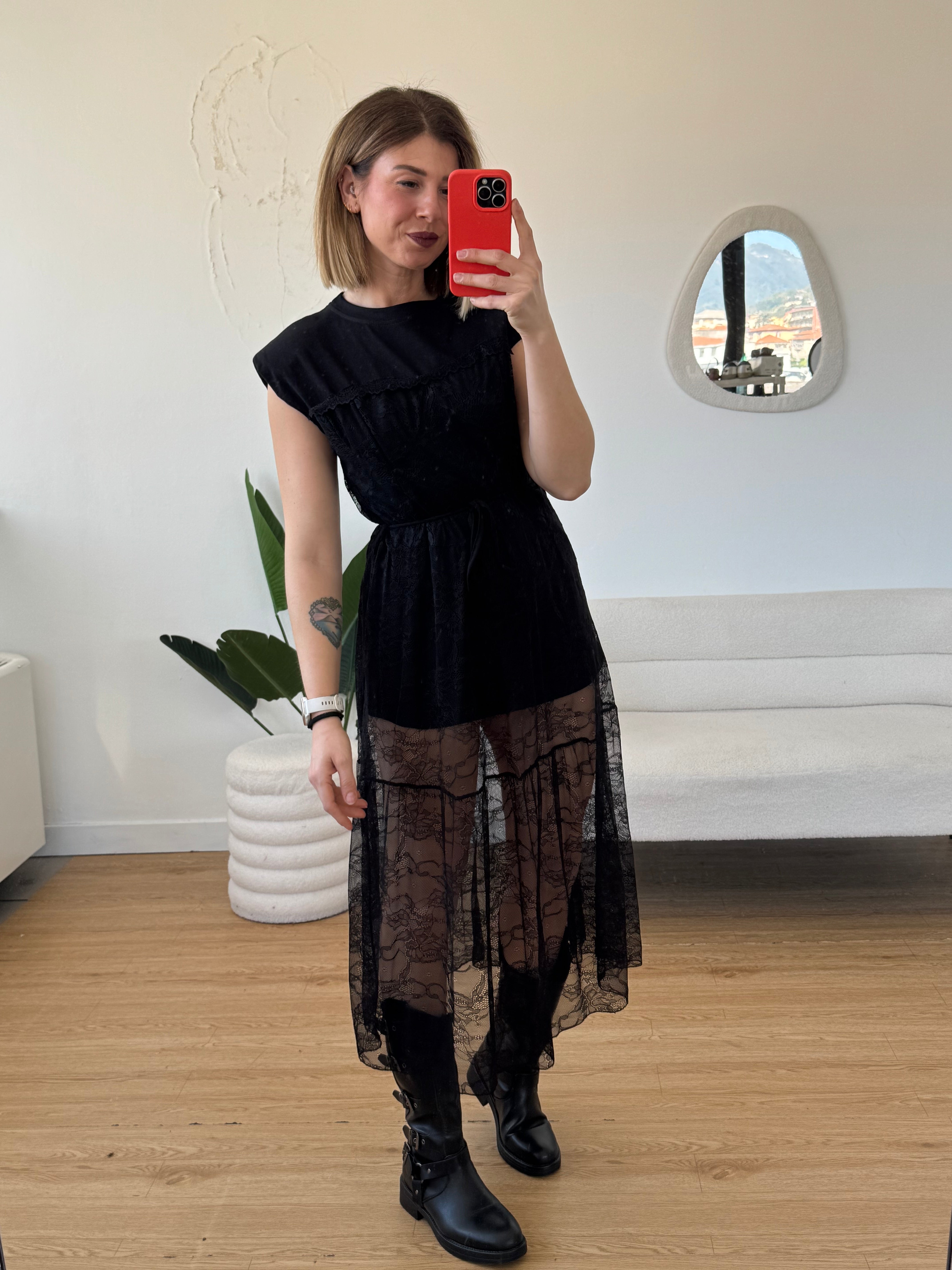 Abito mezze maniche pizzo