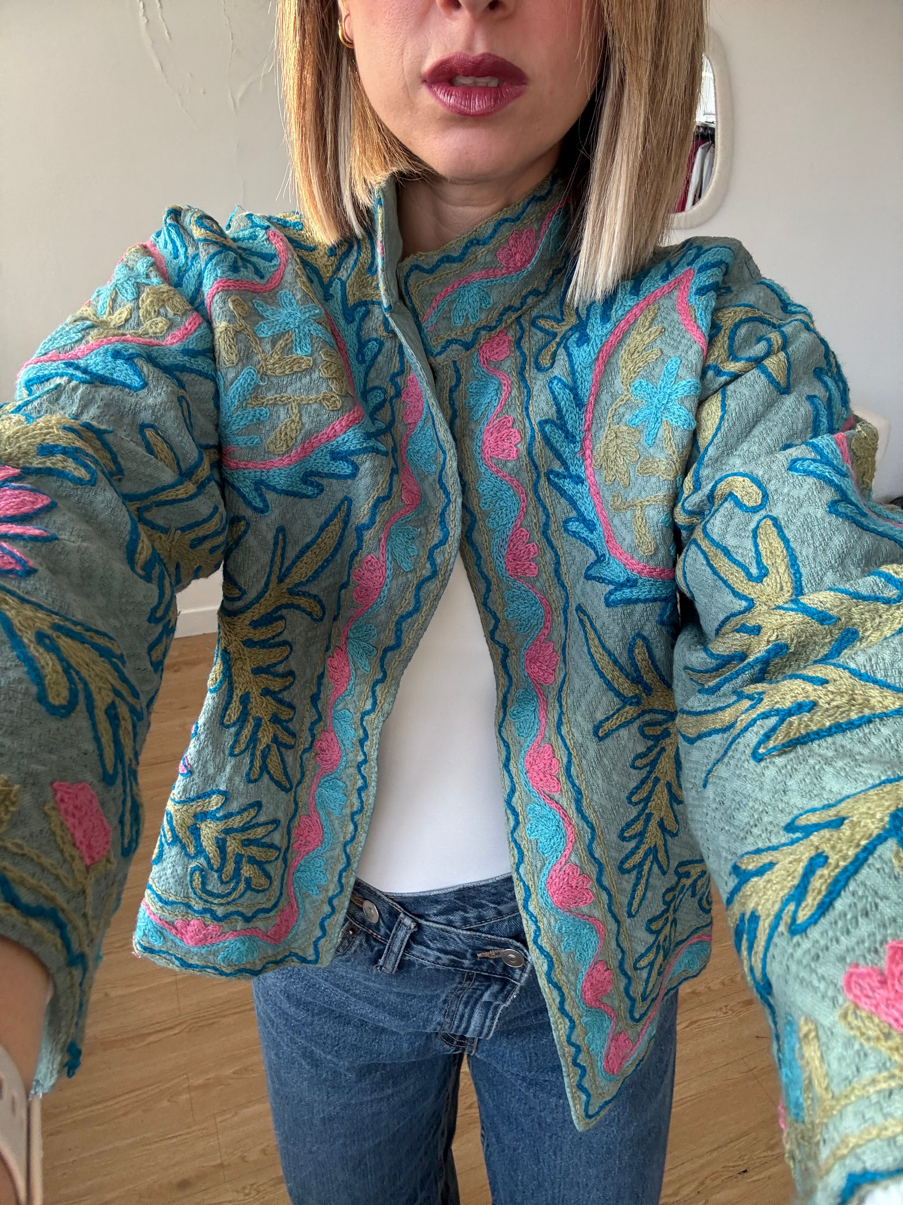 Giacca ricamata 100% cotone tiffany