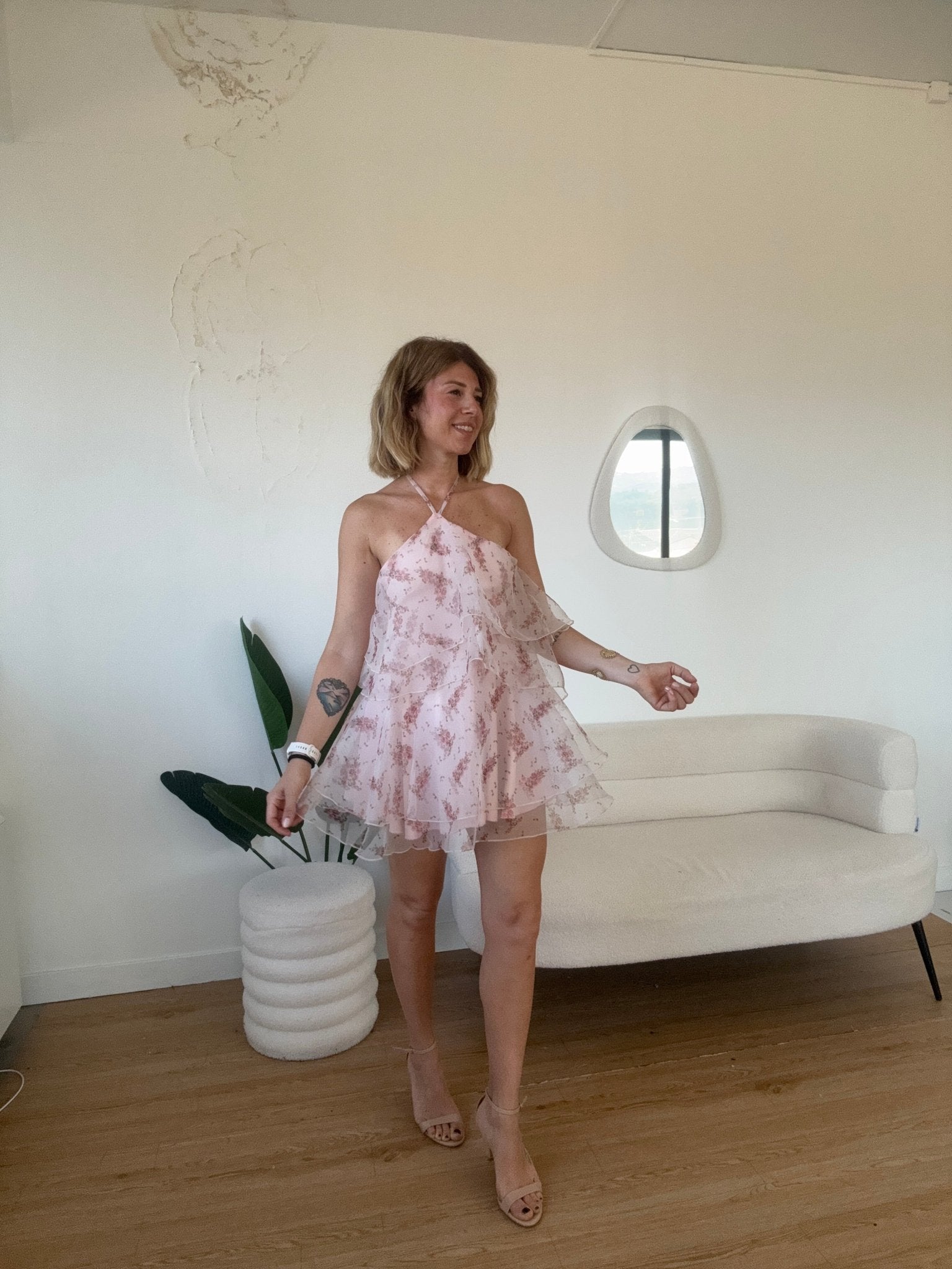 Abito corto fantasia fiori con balze - G.Glamour