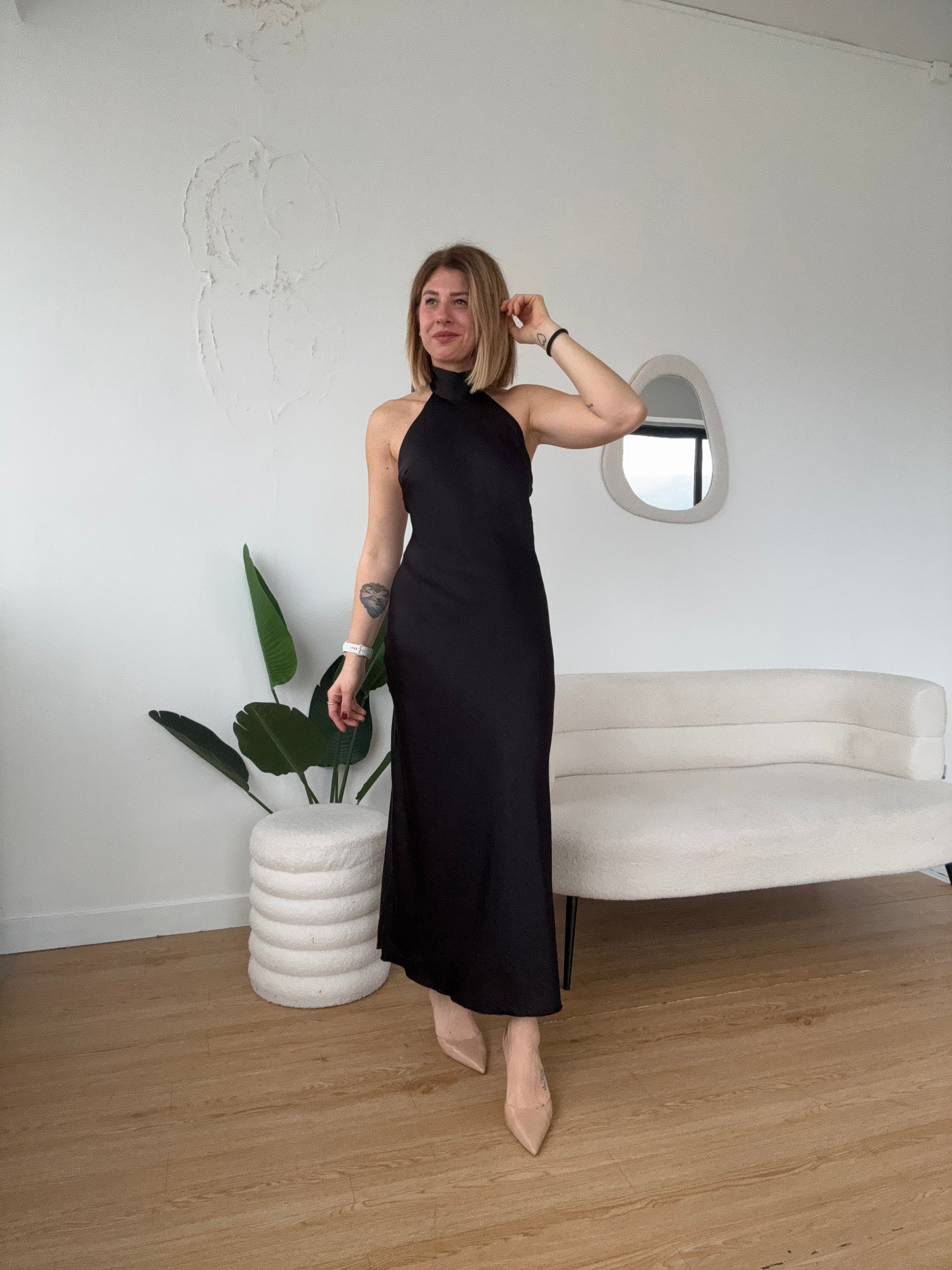 Abito lungo scollo americano