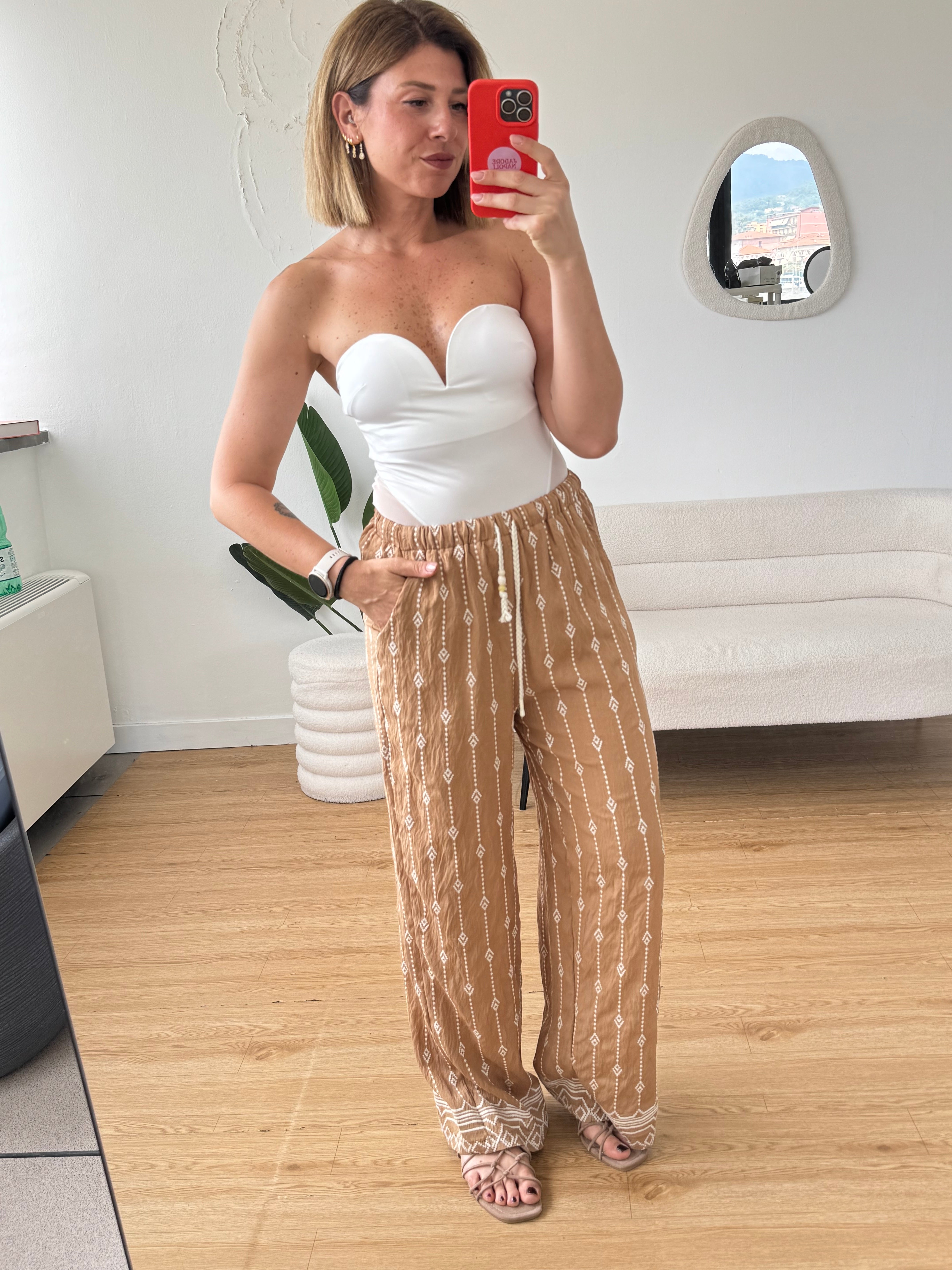 Pantalaccio in cotone con ricami