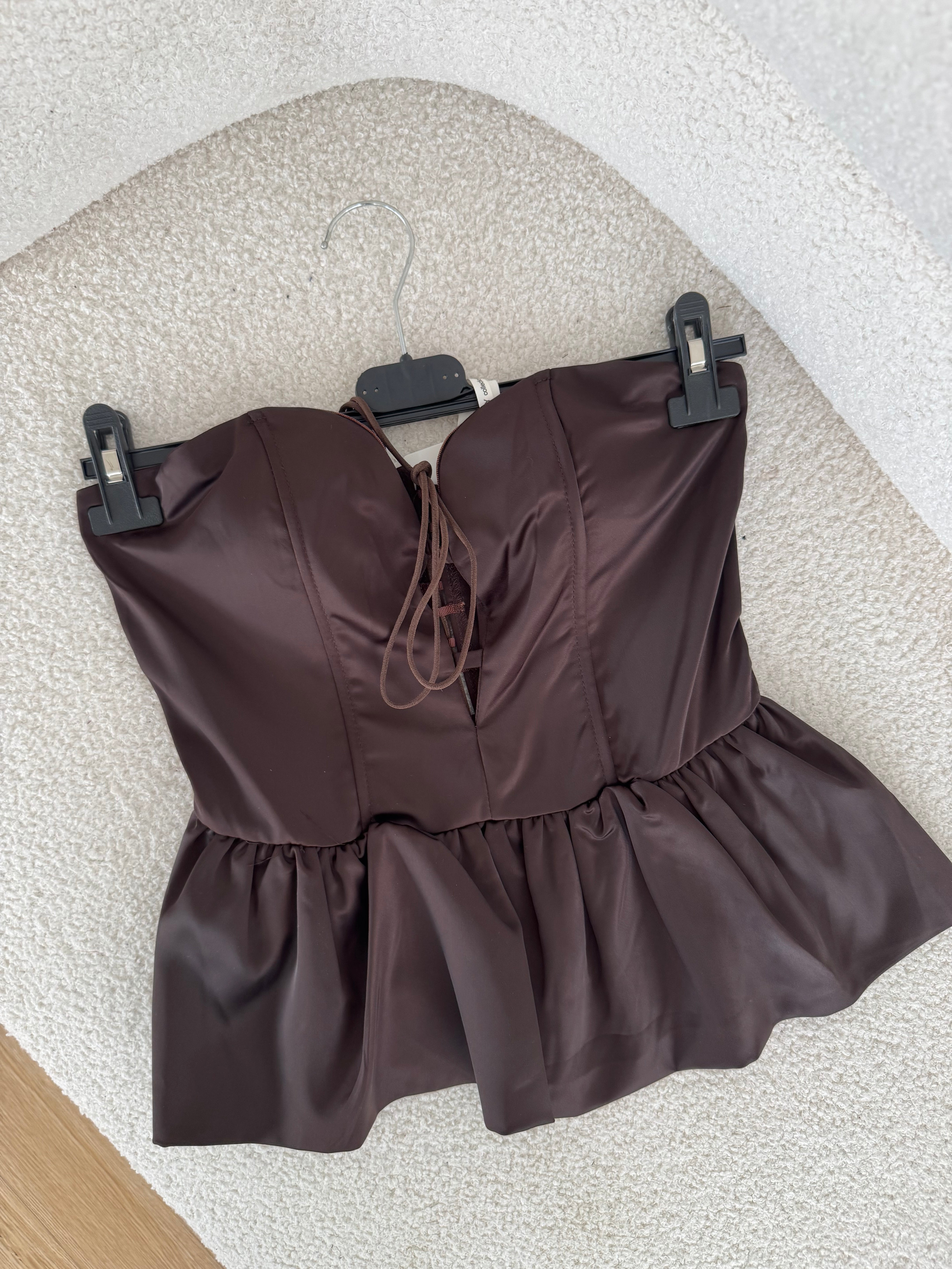 Top corpetto con balza effetto seta