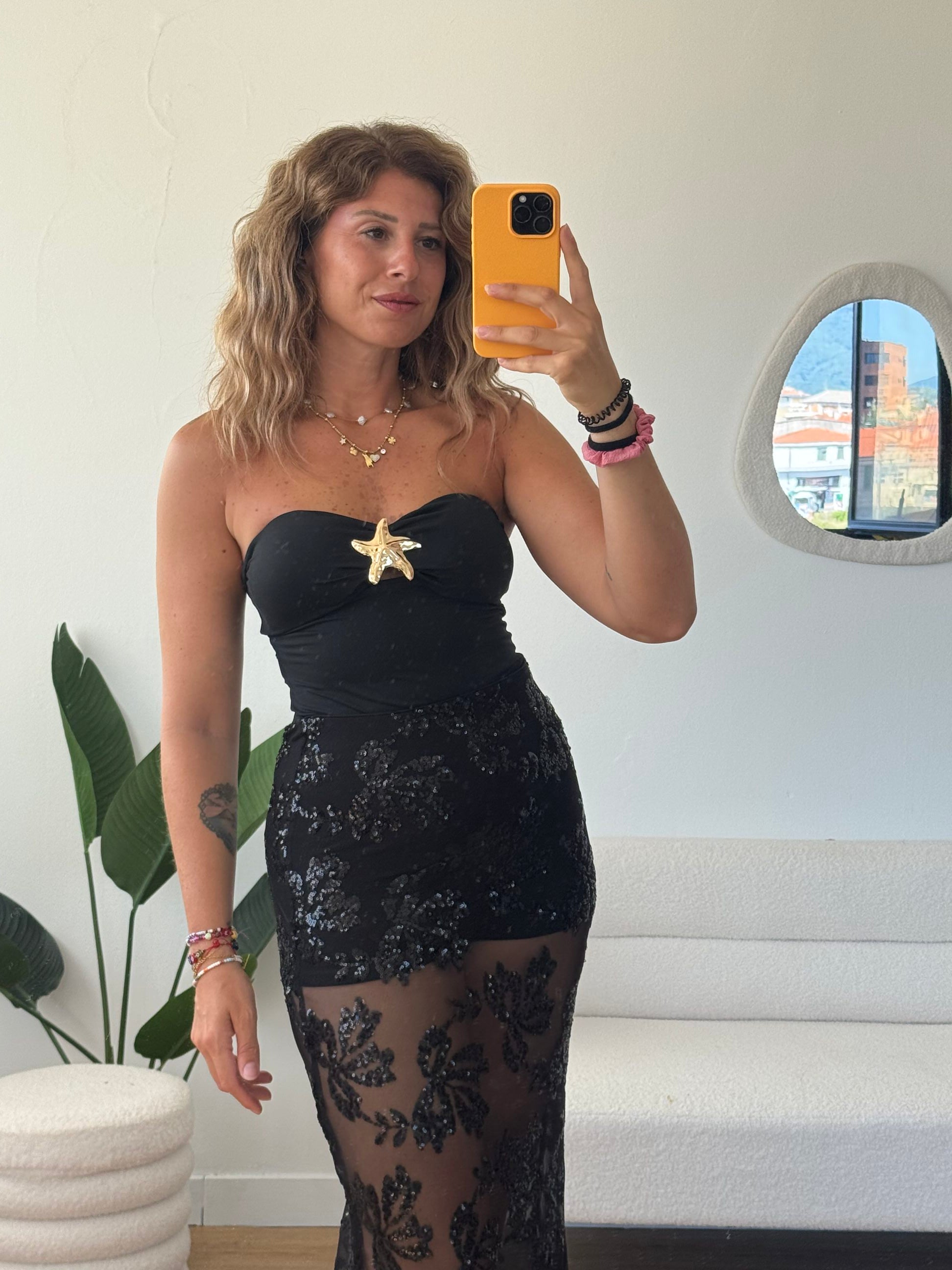Body dettaglio spilla a stella