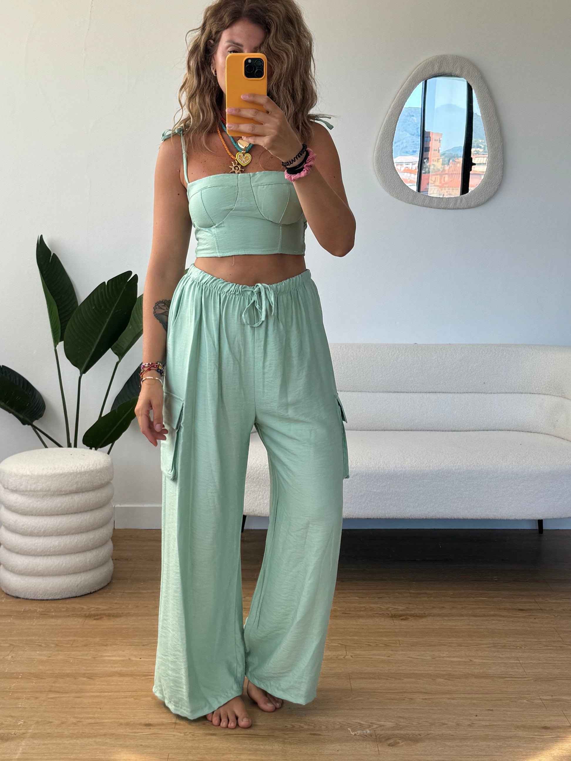 Completo pantaloni cargo