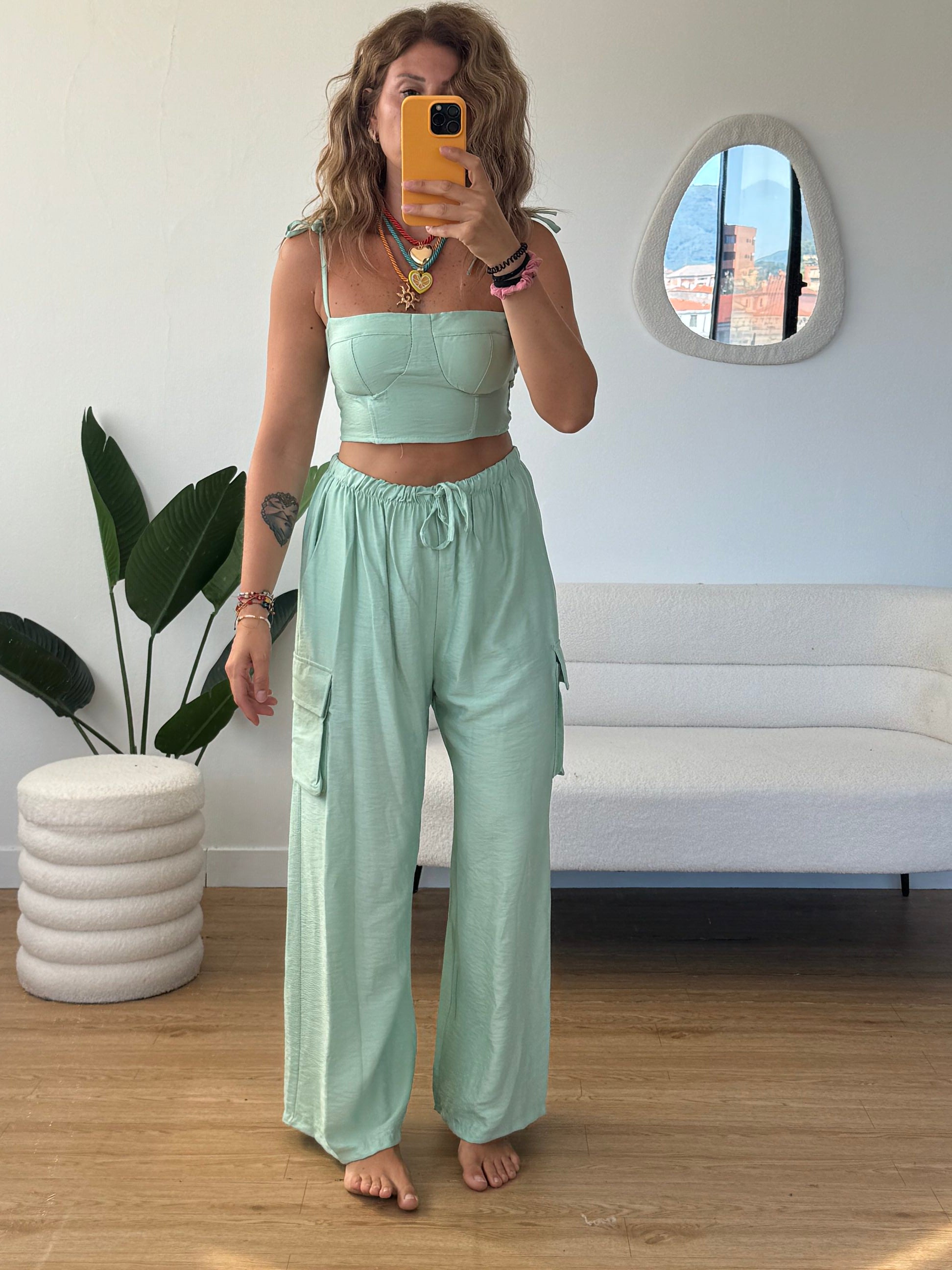 Completo pantaloni cargo