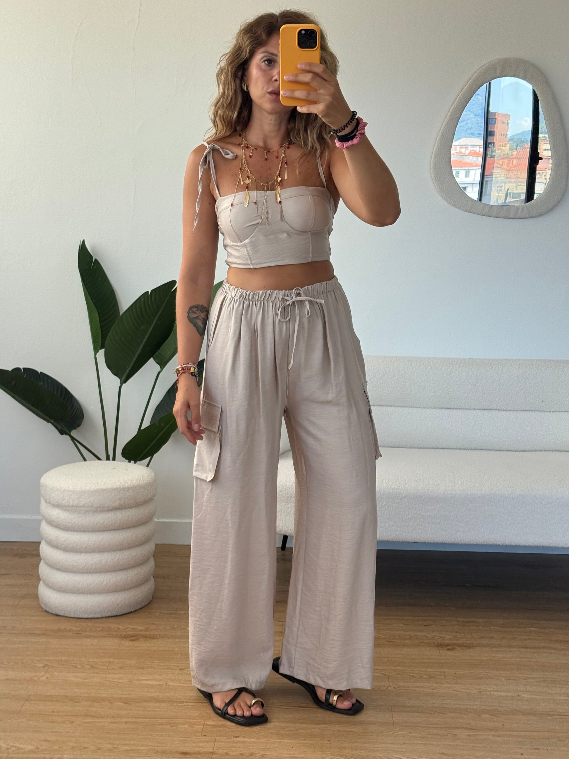 Completo pantaloni cargo